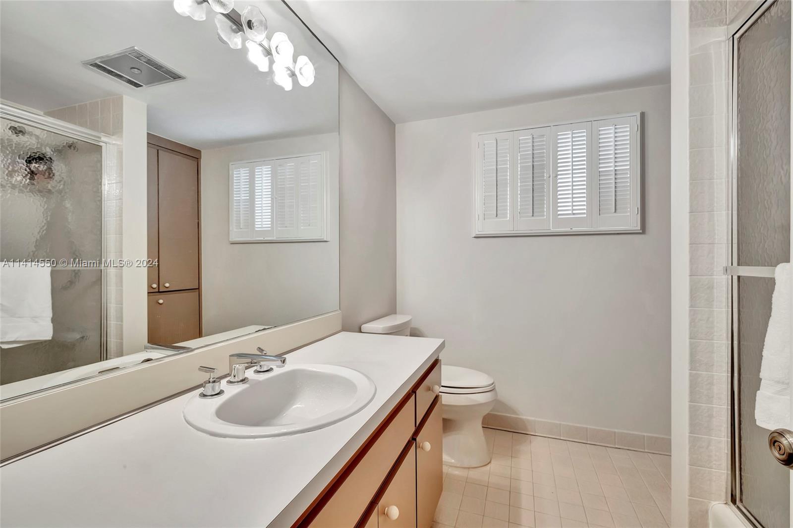 4716 University Dr Coral Gables, FL 33146