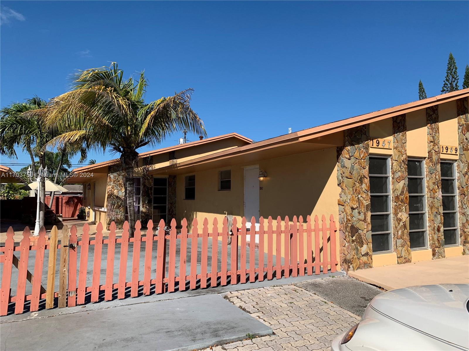 Duplex / Quad Plex / Triplex