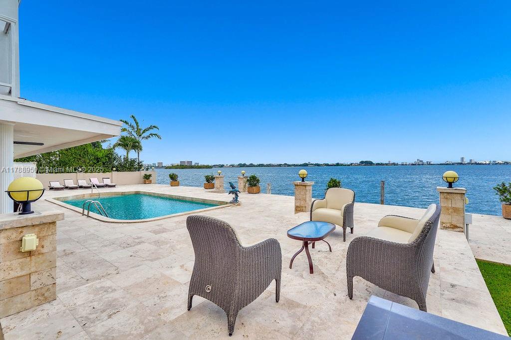 1990 NE 119th Rd North Miami, FL 33181 1990 NE 119th Rd North Miami, FL 33181