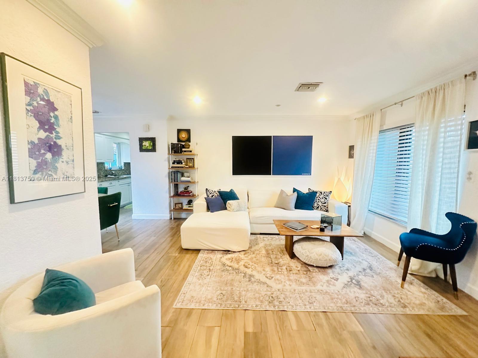 928 NE 18th Ct,Fort Lauderdale, FL 33305
