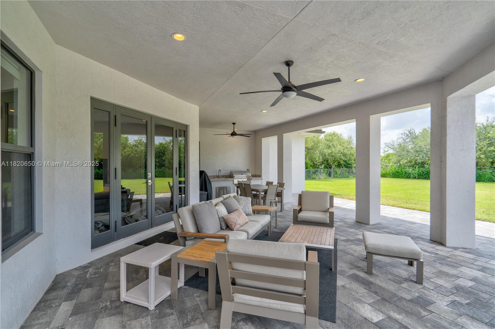 11901 NW 12th St Plantation, FL 33323