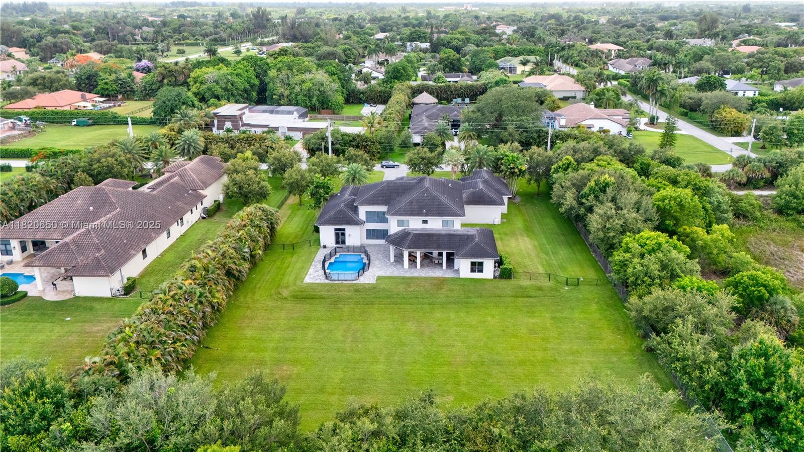 11901 NW 12th St Plantation, FL 33323