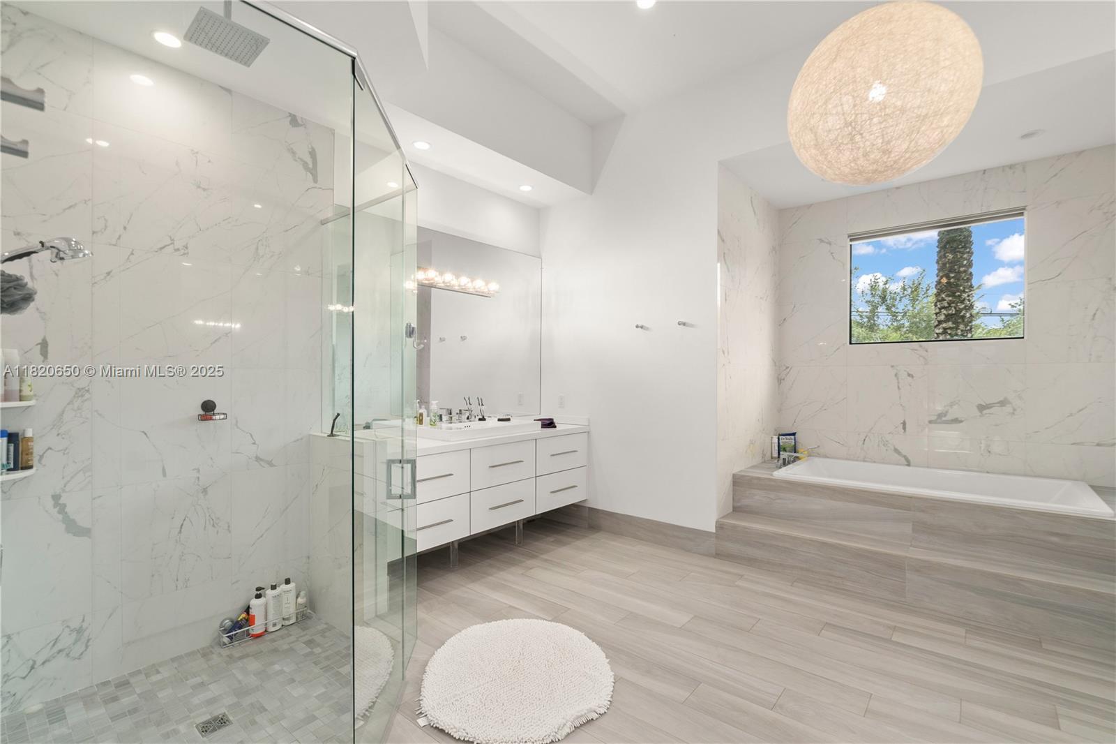 11901 NW 12th St Plantation, FL 33323