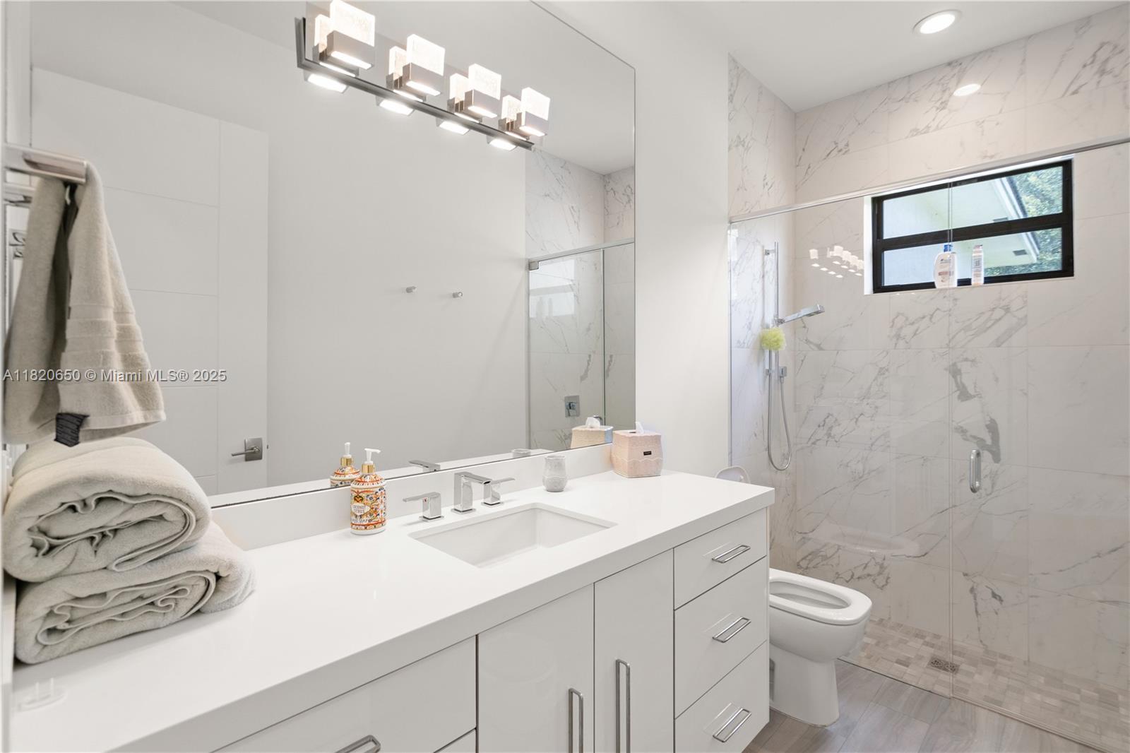 11901 NW 12th St Plantation, FL 33323