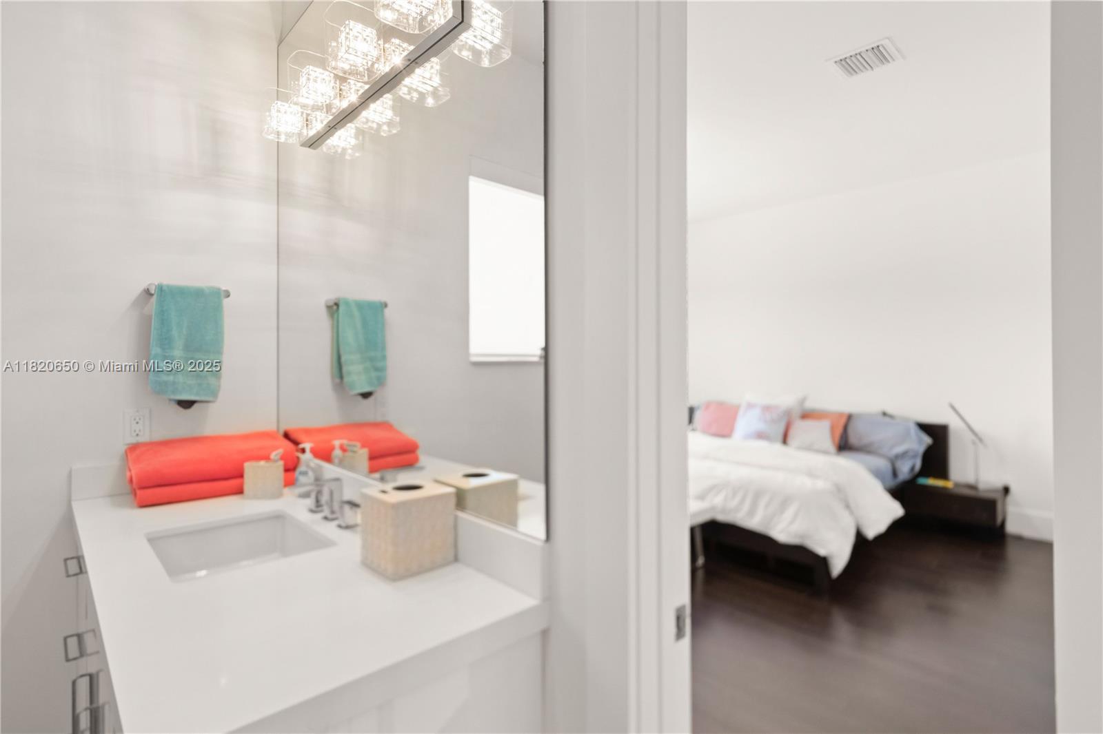 11901 NW 12th St Plantation, FL 33323