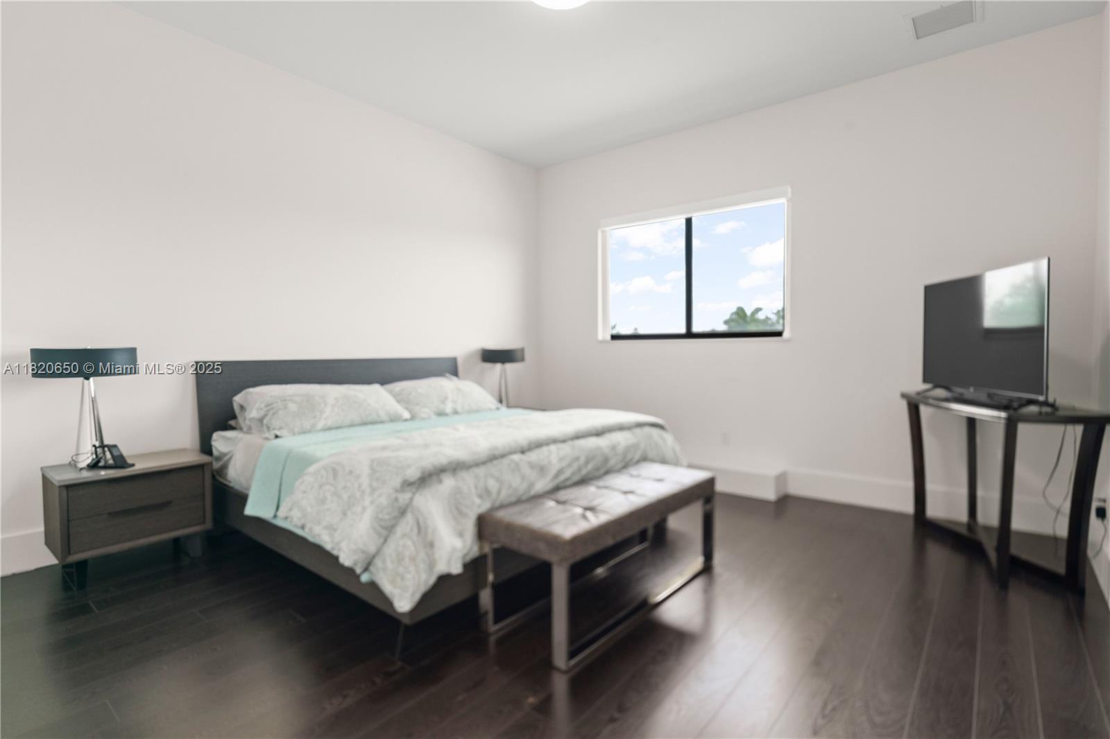 11901 NW 12th St Plantation, FL 33323