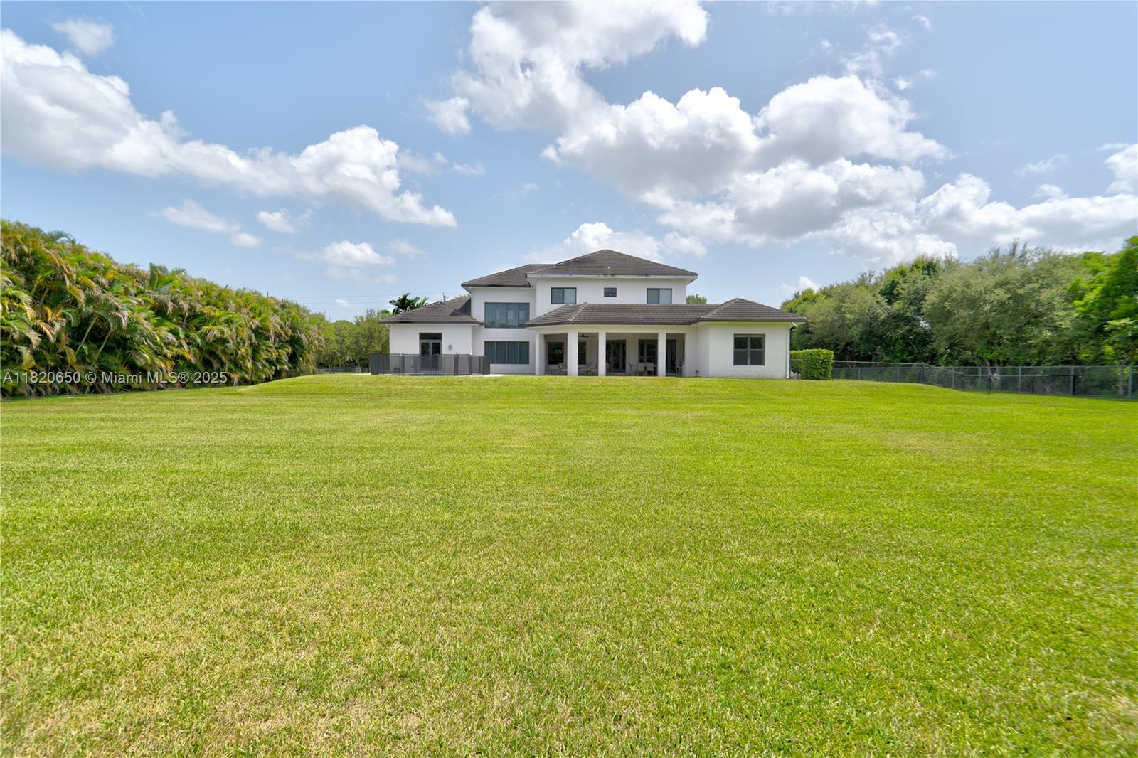 11901 NW 12th St Plantation, FL 33323