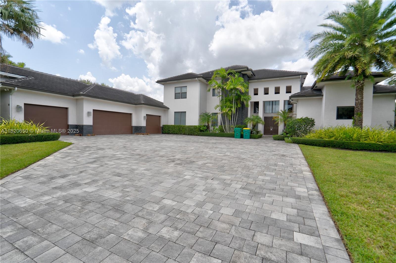 11901 NW 12th St Plantation, FL 33323