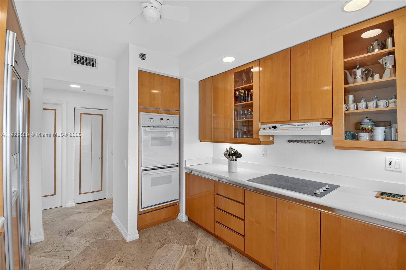 21150 Point Pl #1505 Aventura, FL 33180