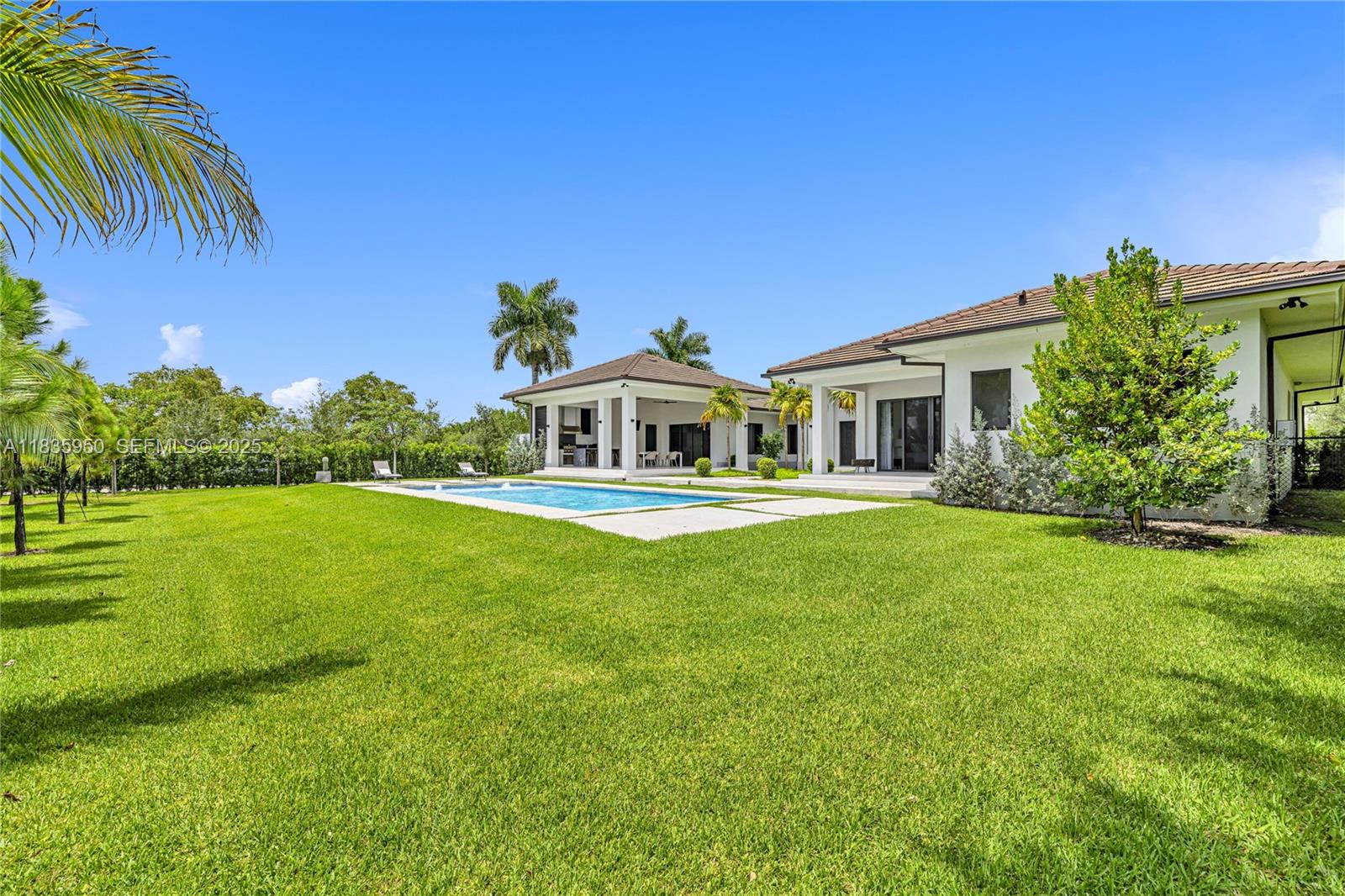 7699 SW 118th St Pinecrest, FL 33156