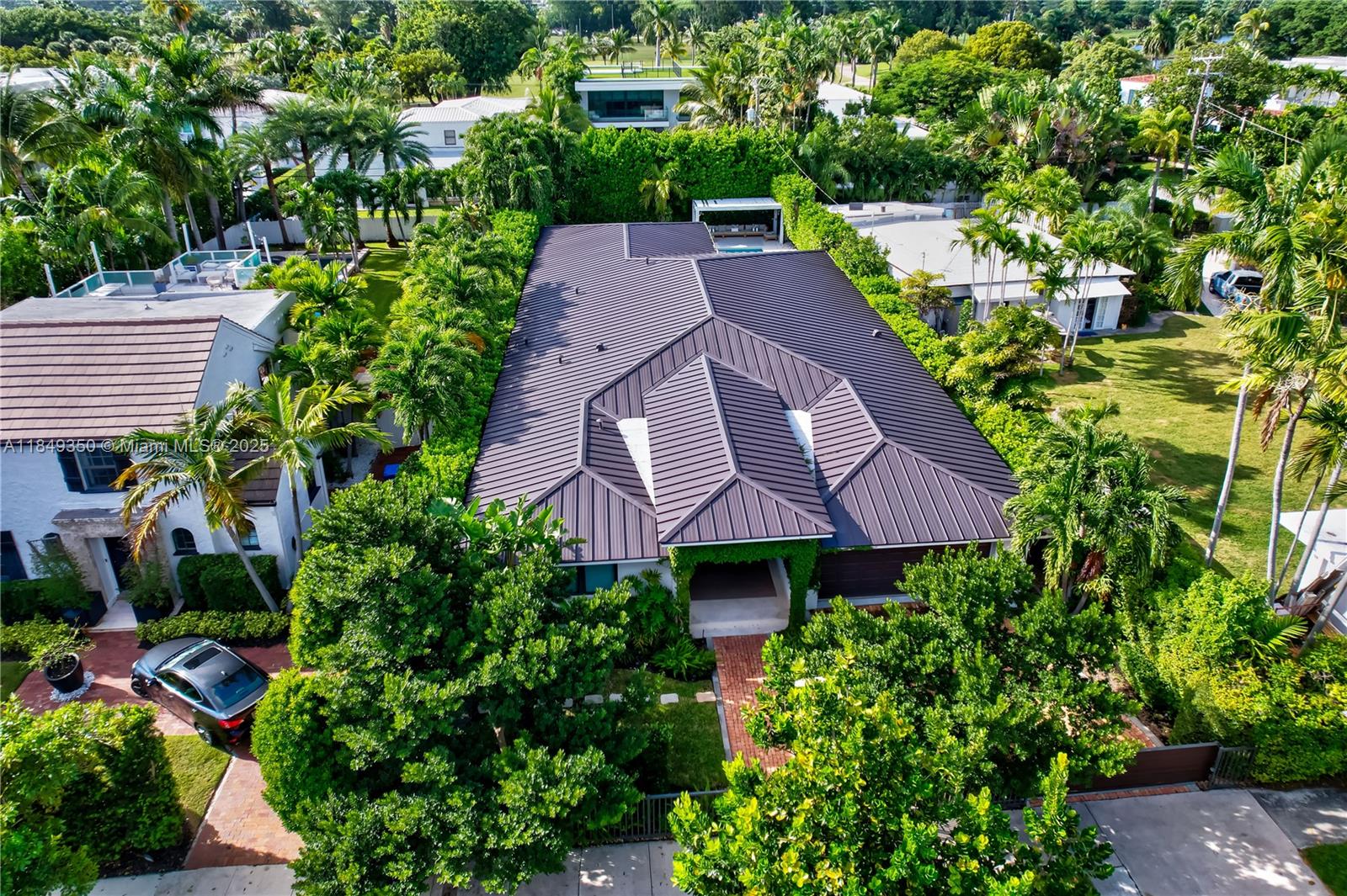 2152 Prairie Ave Miami Beach, FL 33139