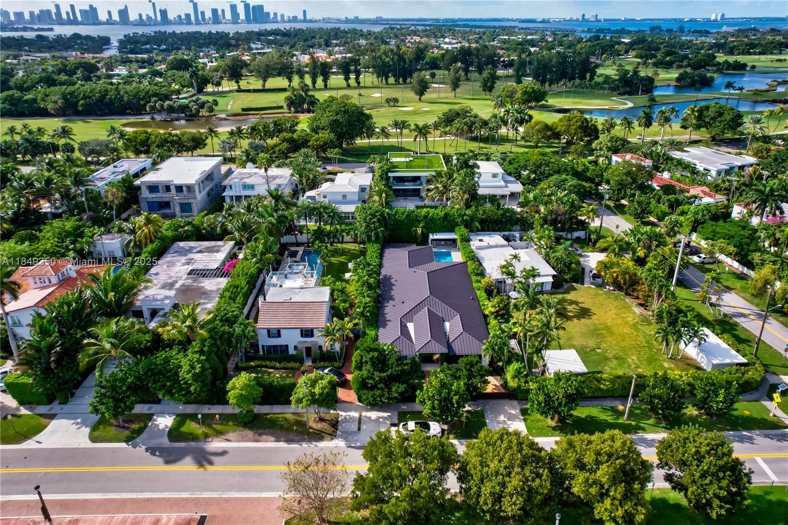 2152 Prairie Ave Miami Beach, FL 33139