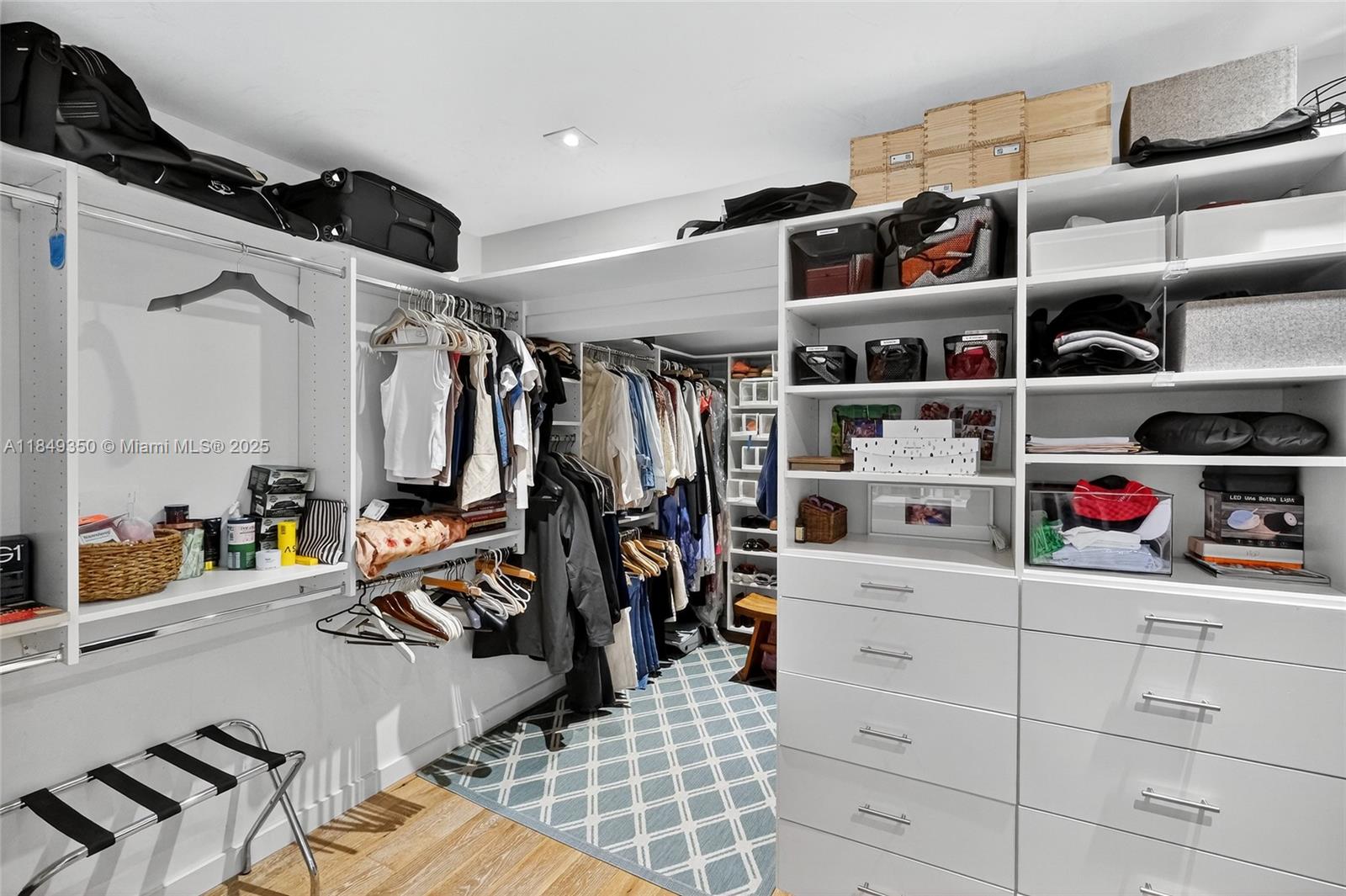 2152 Prairie Ave Miami Beach, FL 33139