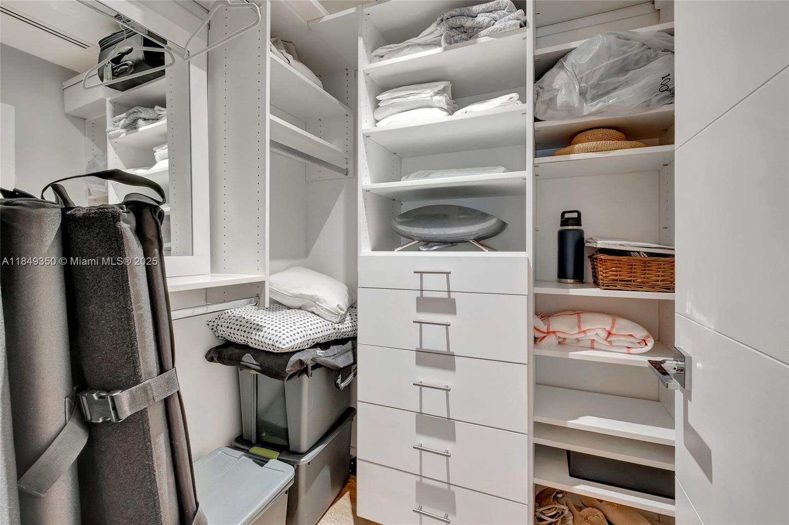 2152 Prairie Ave Miami Beach, FL 33139