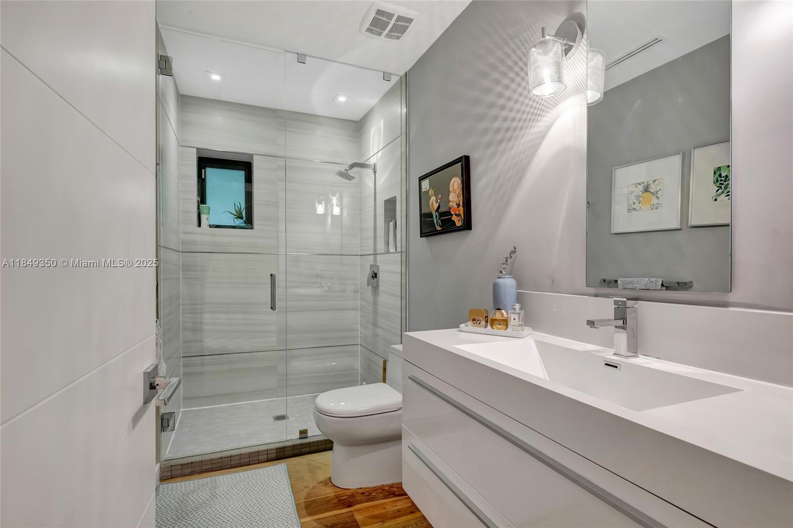 2152 Prairie Ave Miami Beach, FL 33139