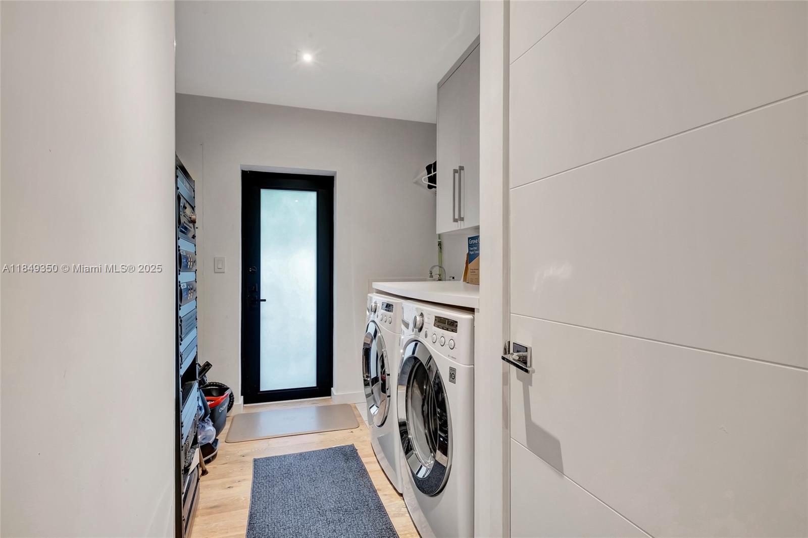 2152 Prairie Ave Miami Beach, FL 33139