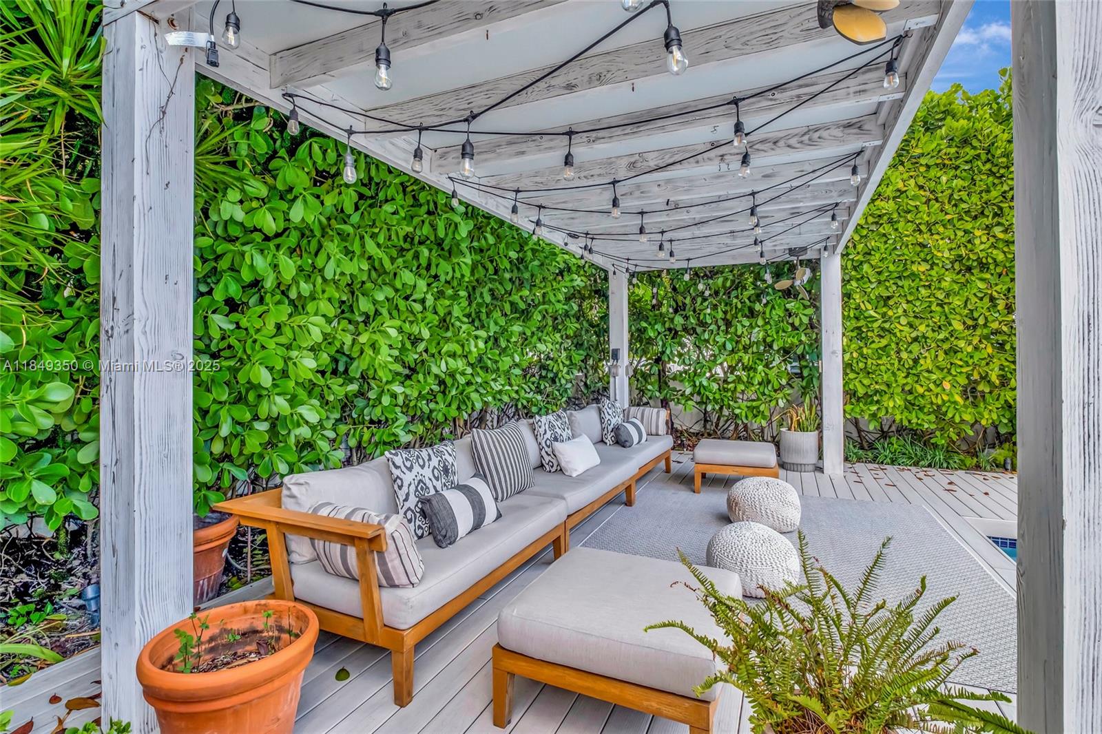 2152 Prairie Ave Miami Beach, FL 33139