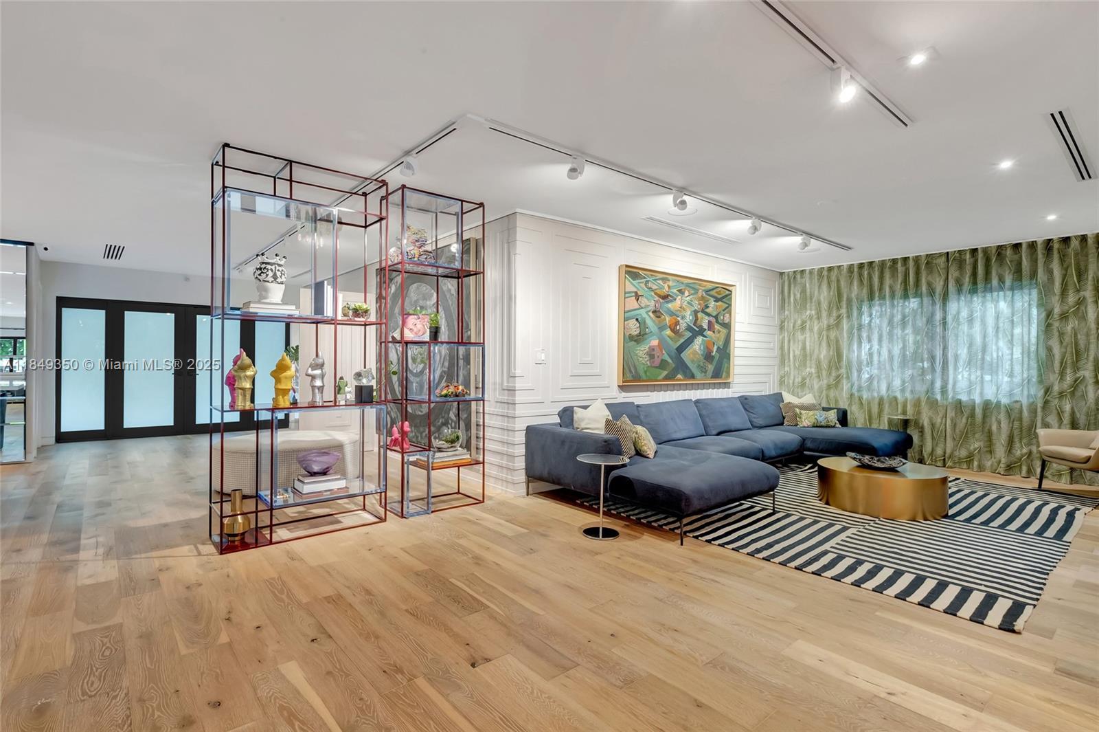 2152 Prairie Ave Miami Beach, FL 33139