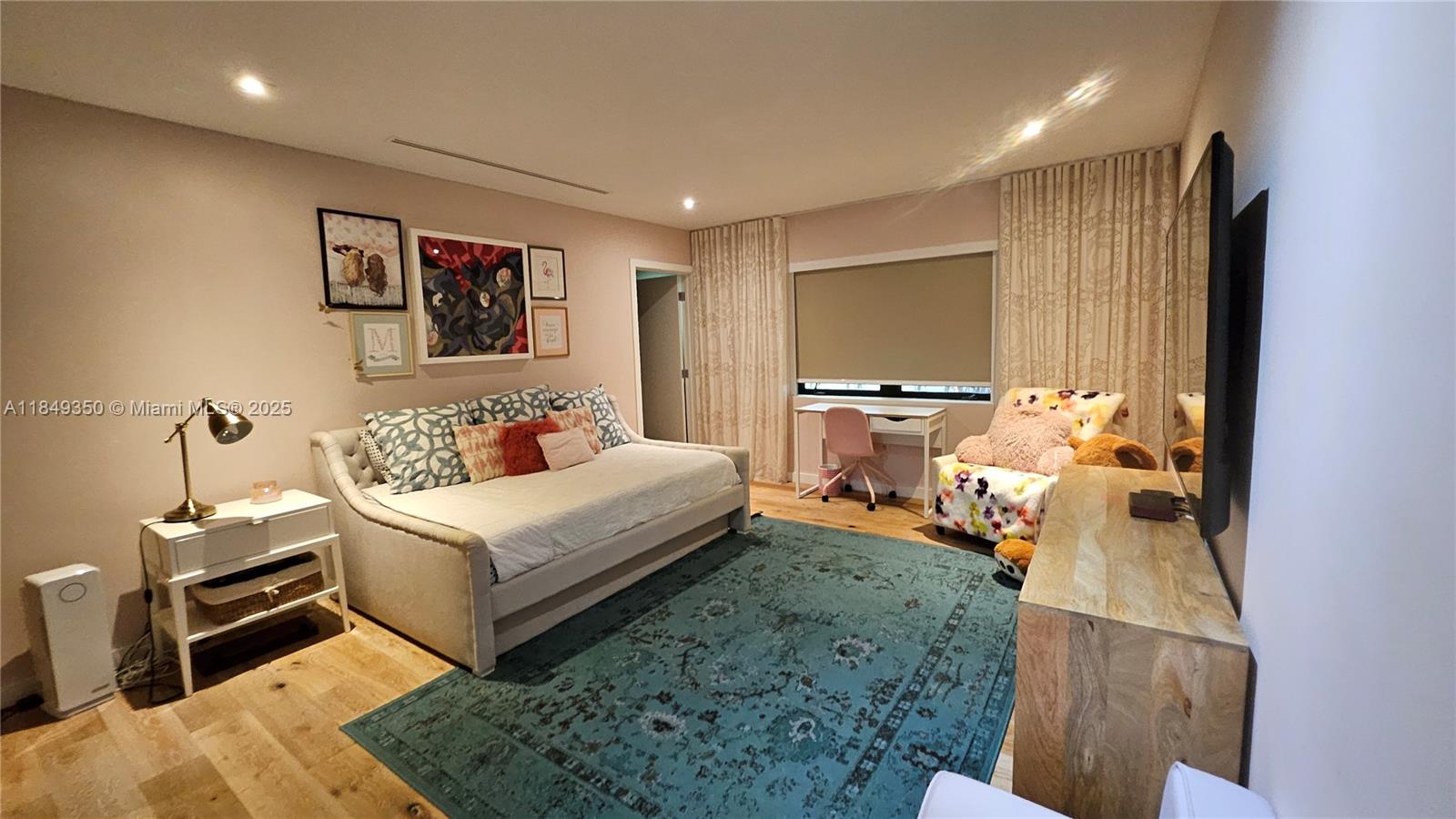 2152 Prairie Ave Miami Beach, FL 33139