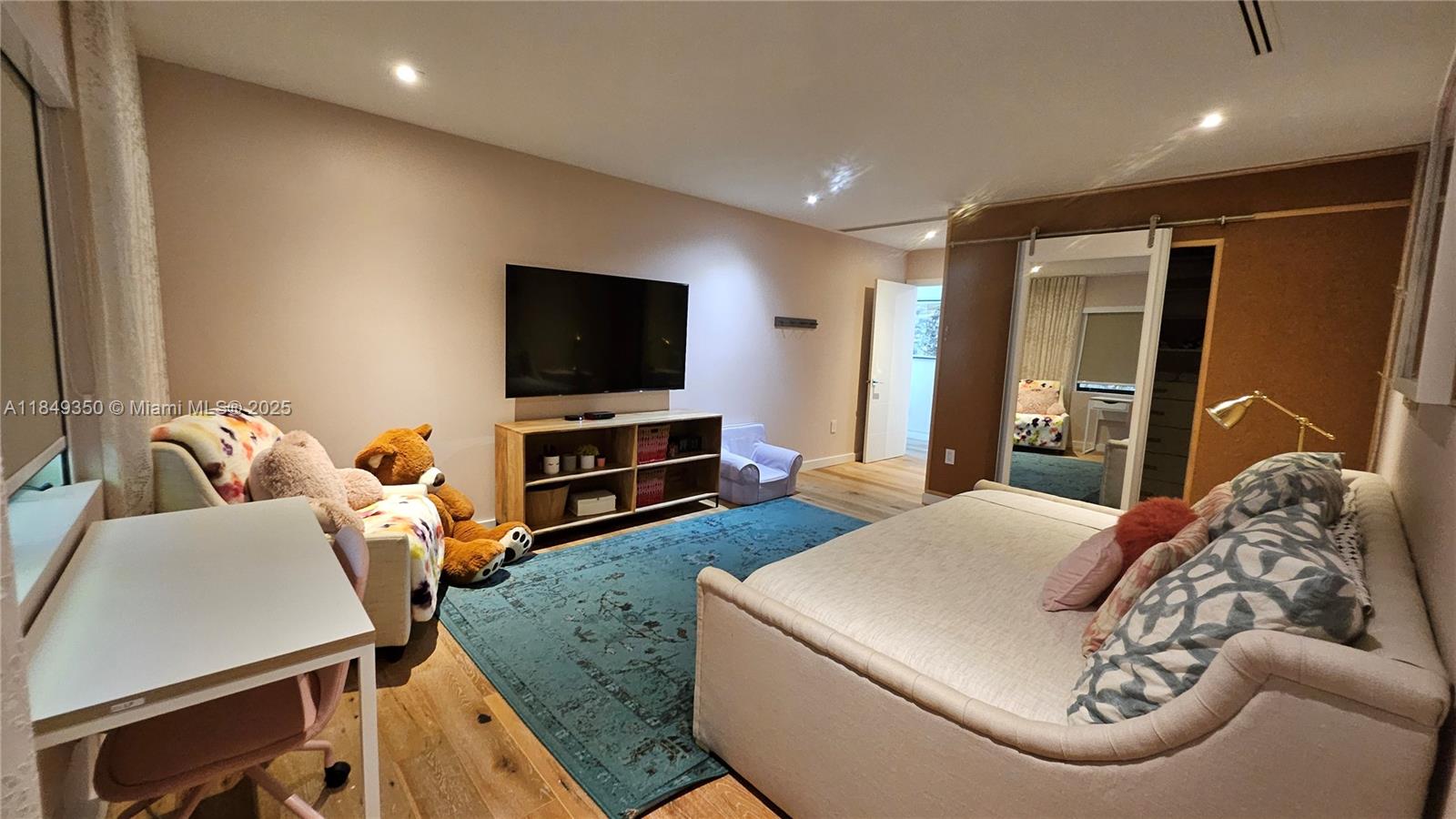 2152 Prairie Ave Miami Beach, FL 33139