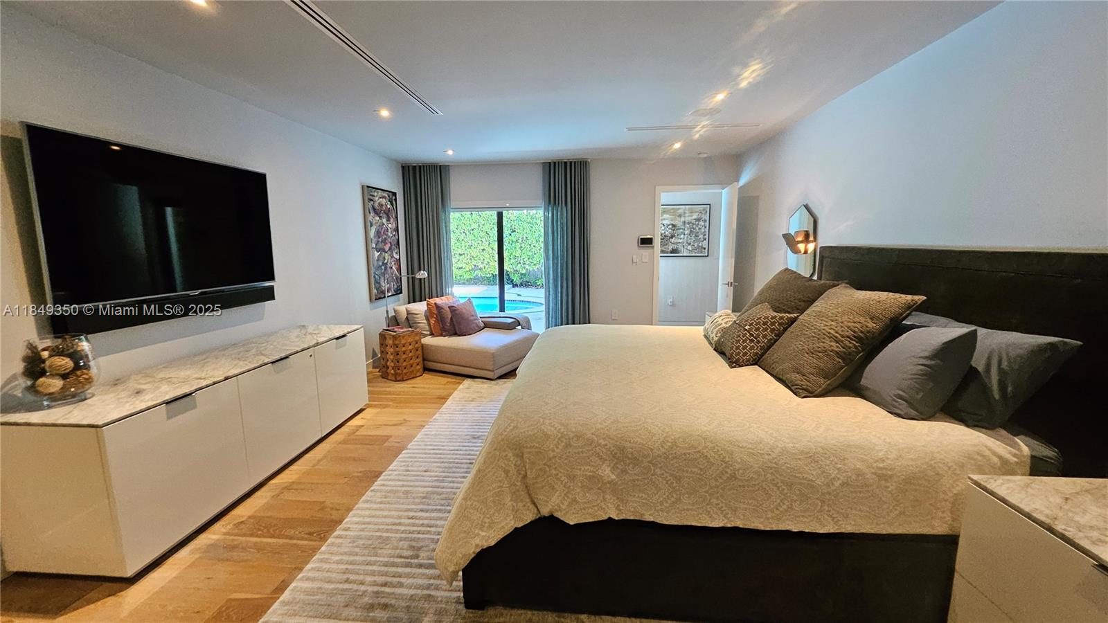 2152 Prairie Ave Miami Beach, FL 33139