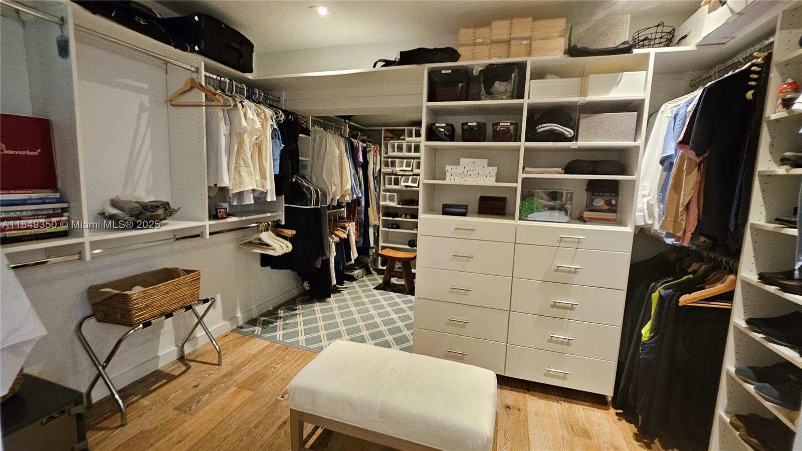 2152 Prairie Ave Miami Beach, FL 33139