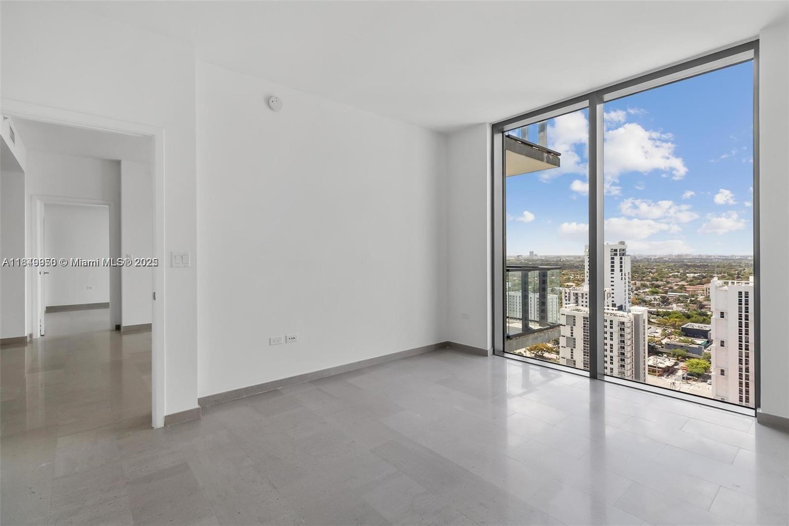 image Rise Condo18