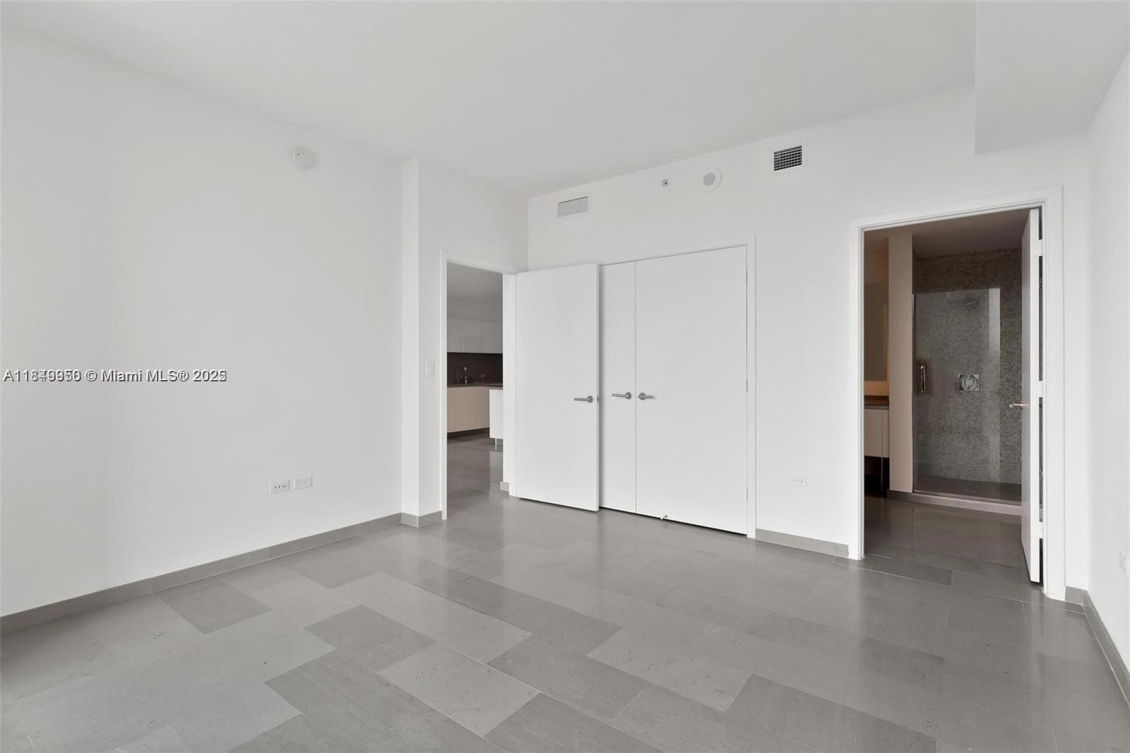 image Rise Condo19
