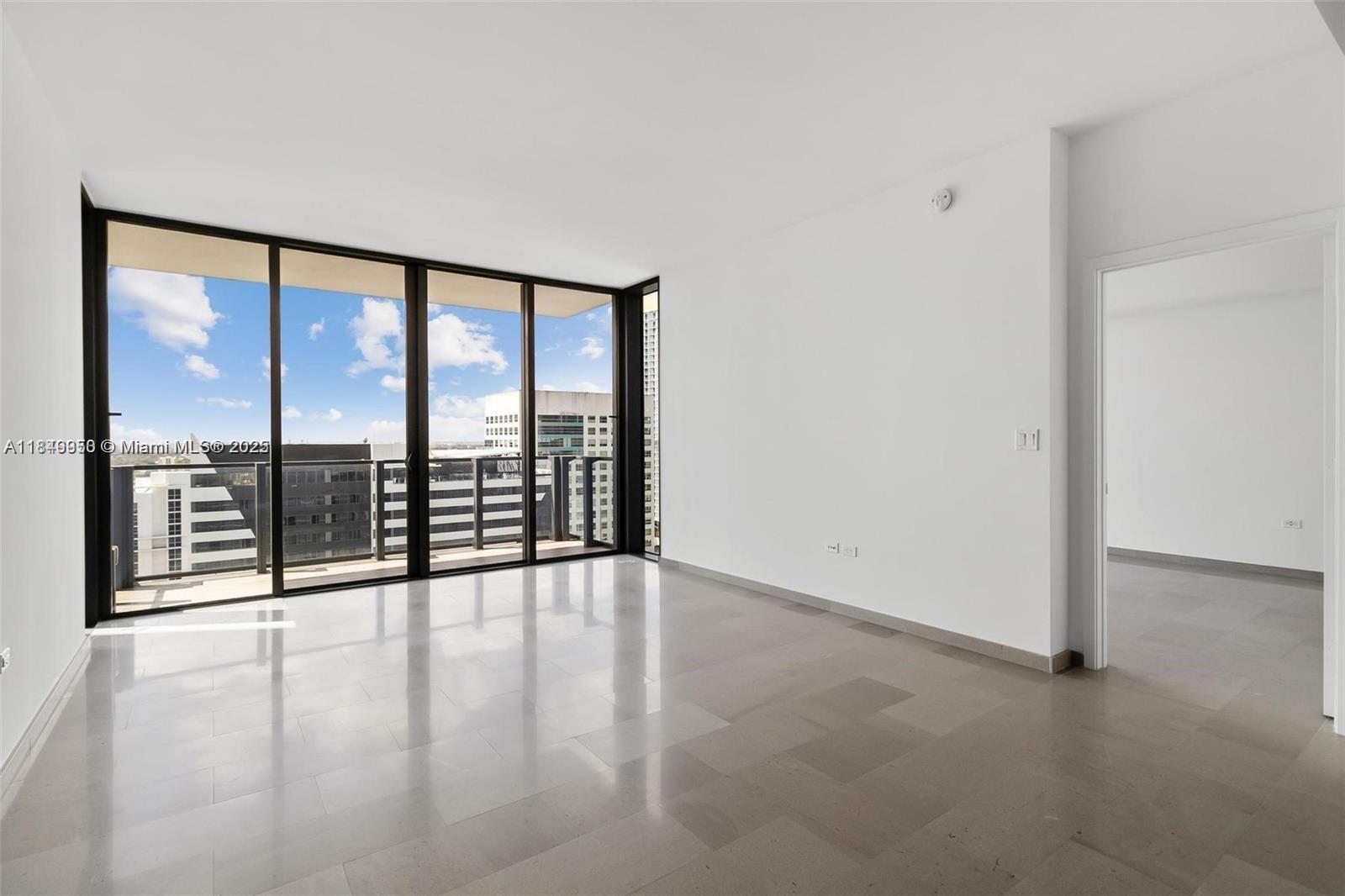 image Rise Condo6