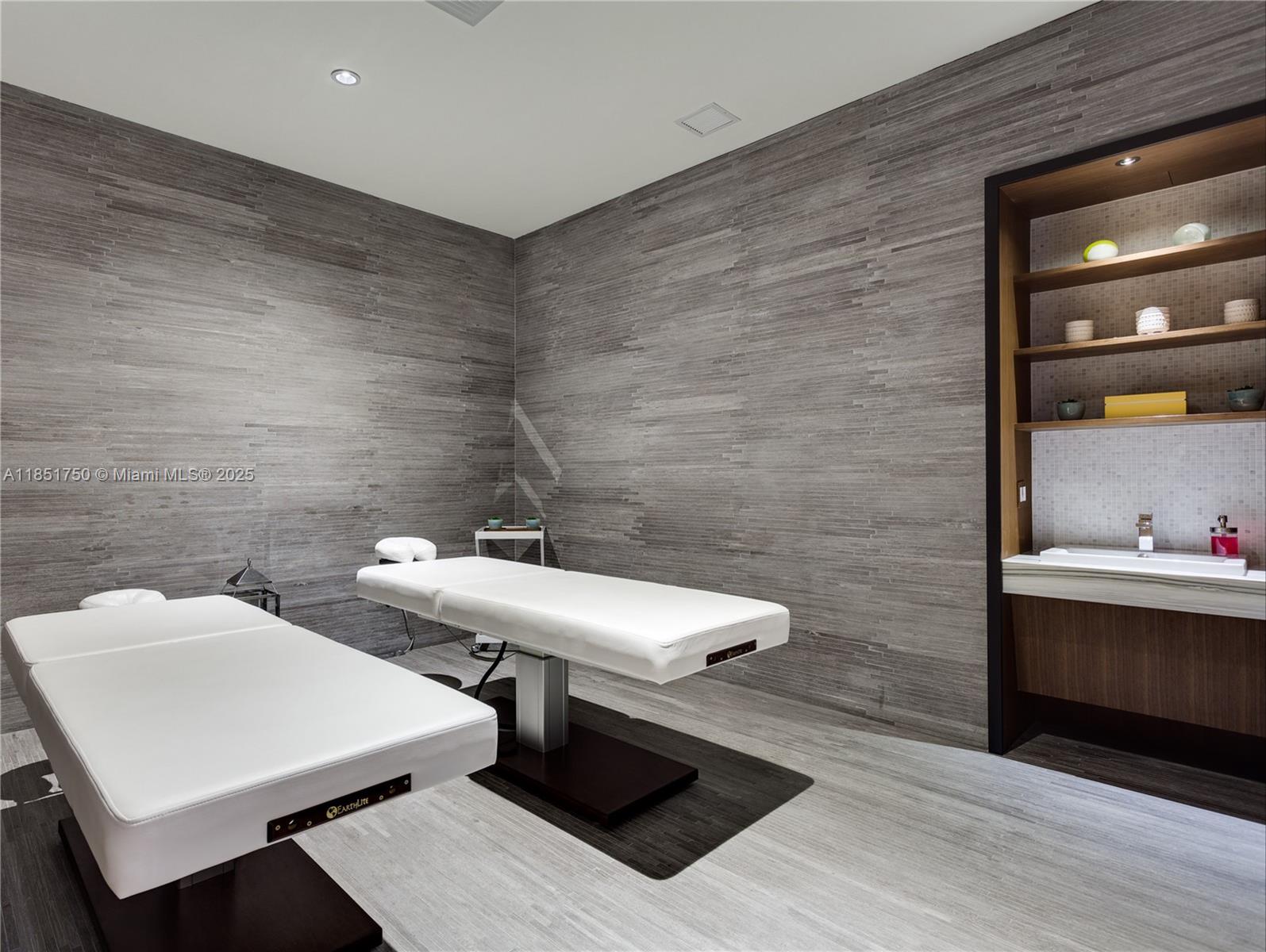 image Brickell Heights East20