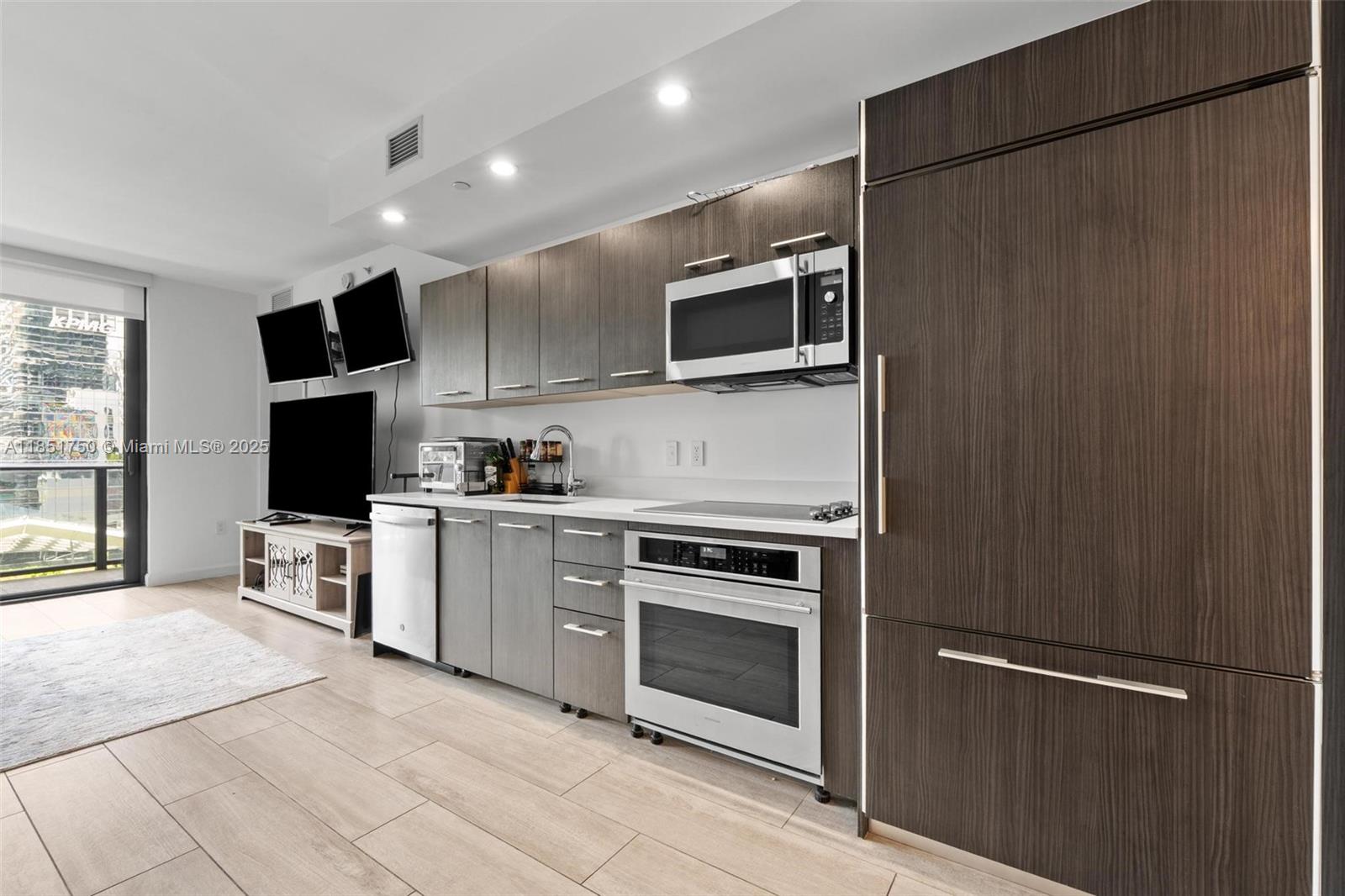 image Brickell Heights East3