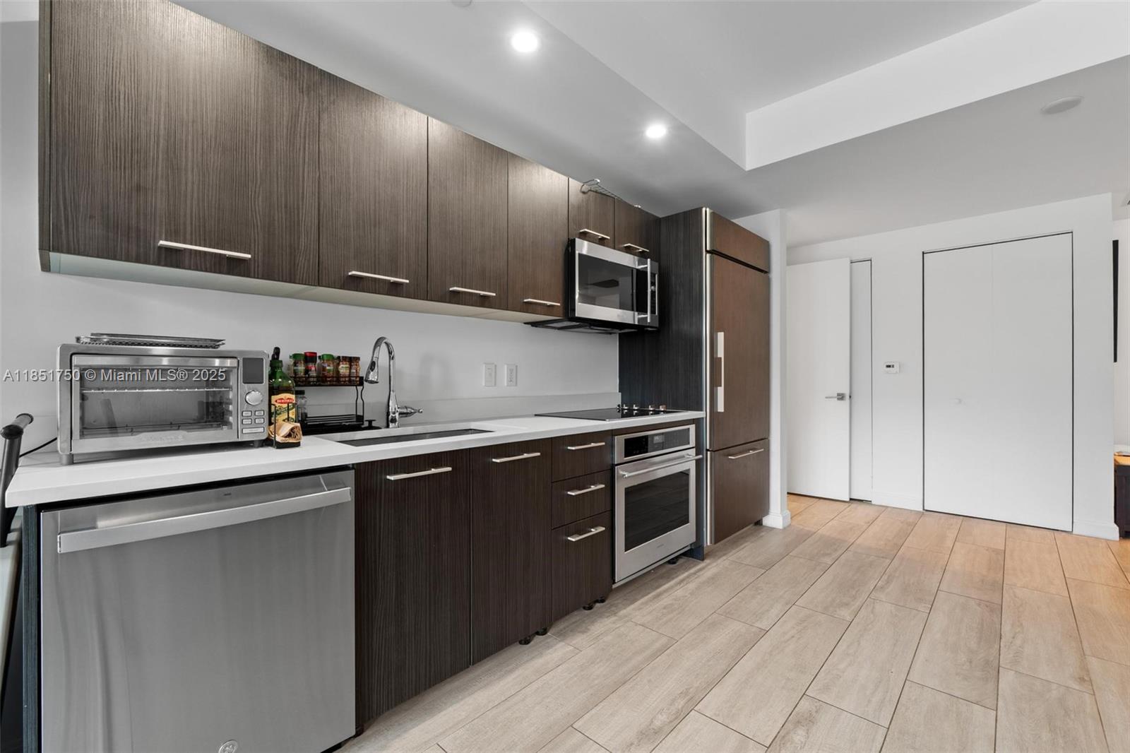 image Brickell Heights East4