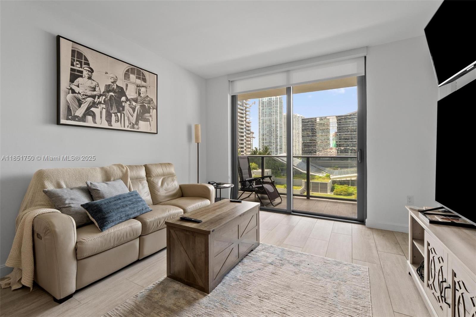 image Brickell Heights East5