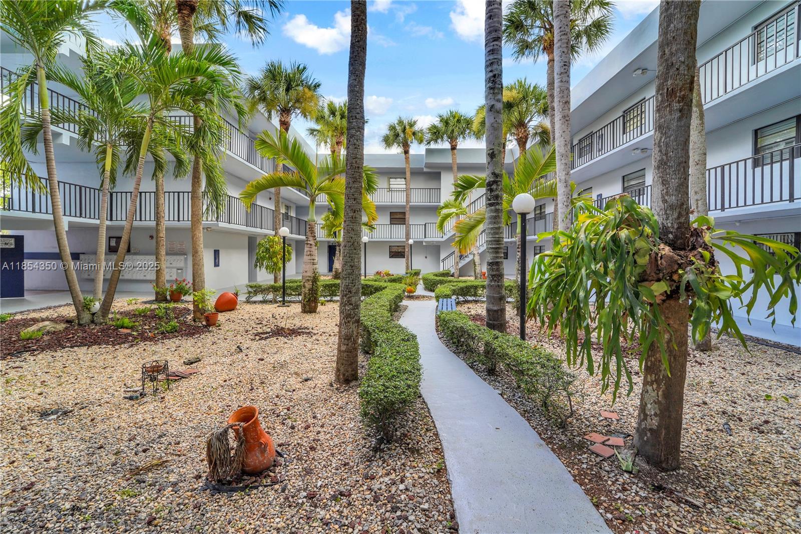 10825 SW 112th Ave #109