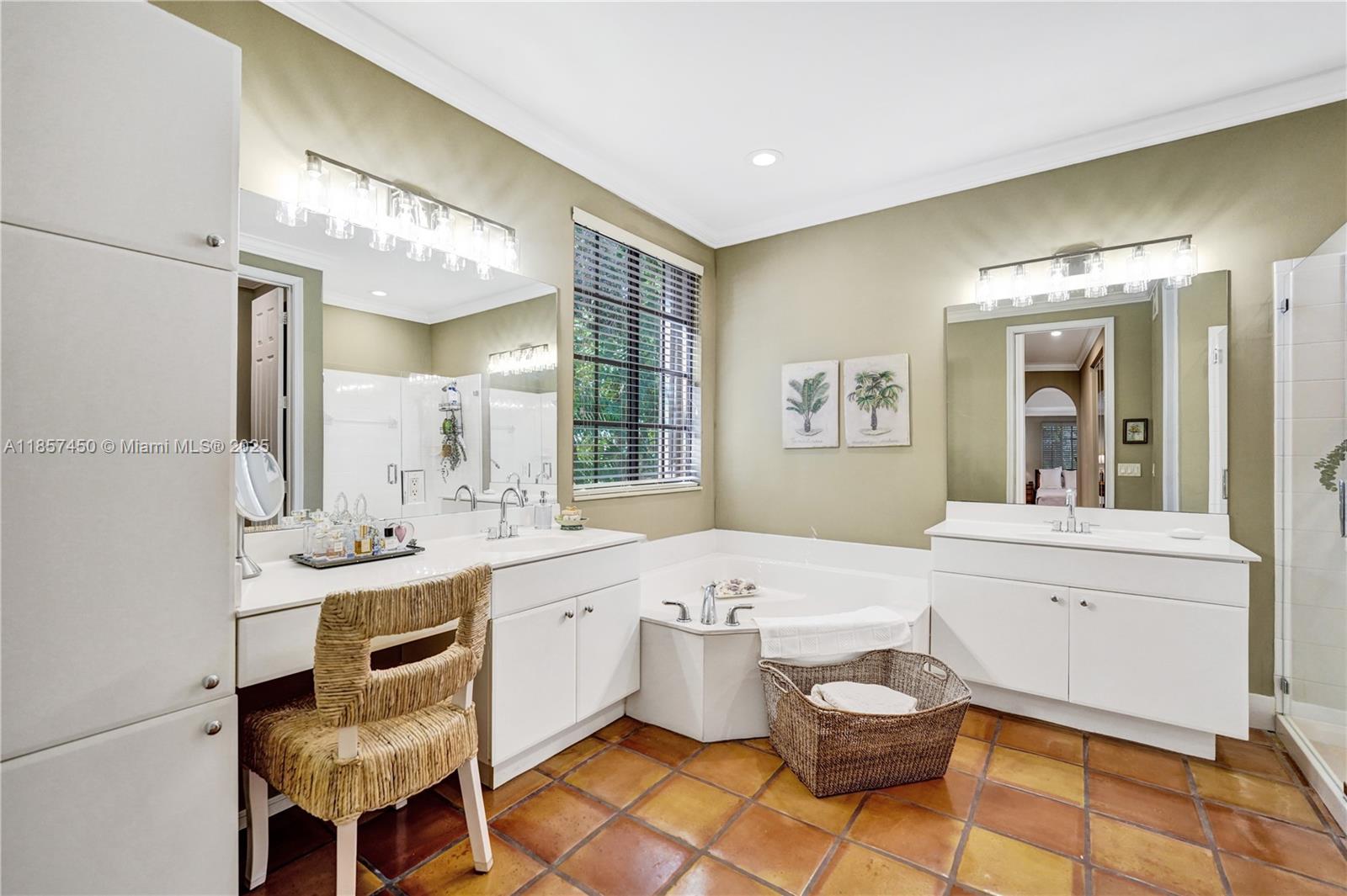 Undisclosed Address Weston, FL 33326