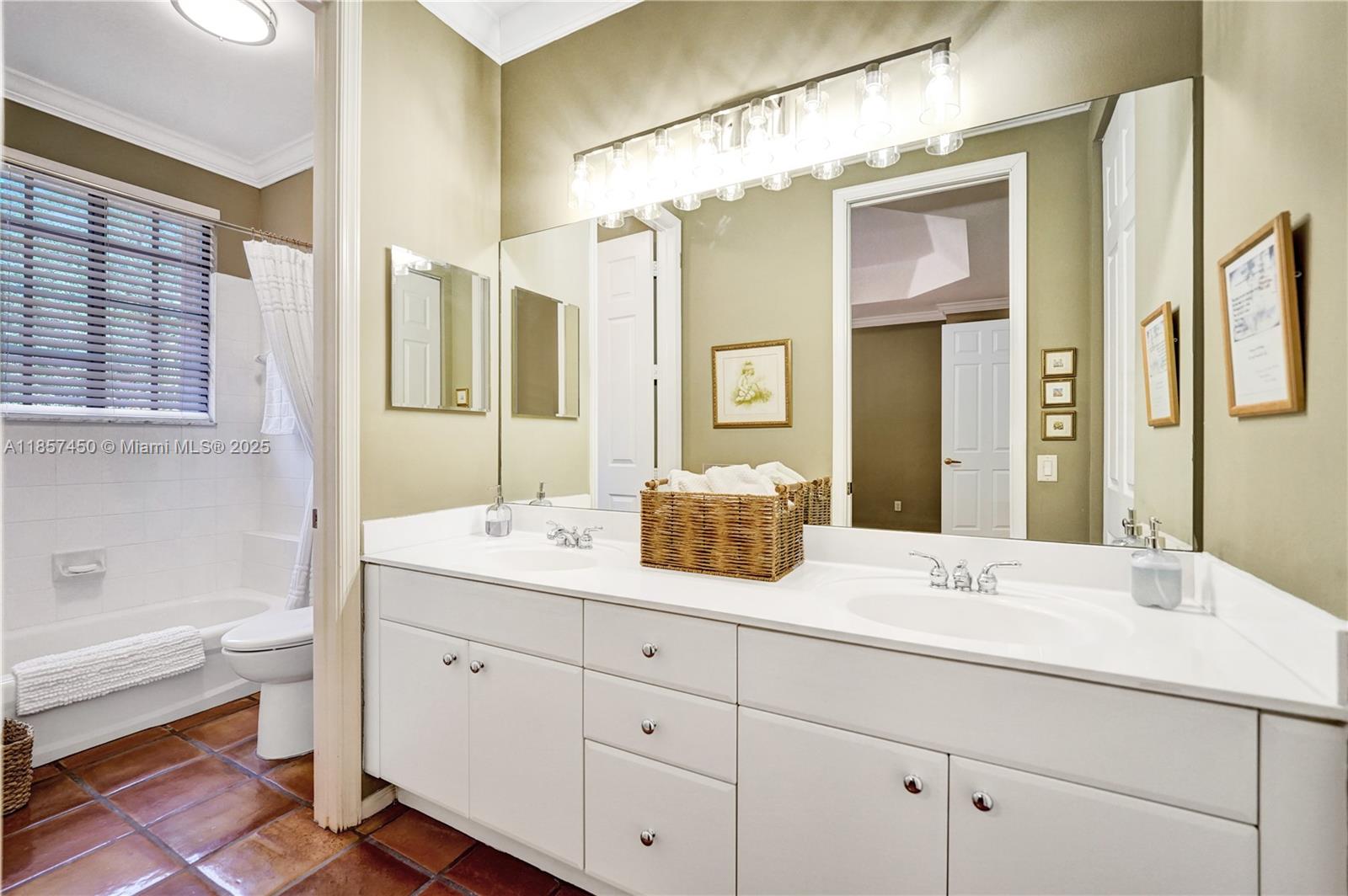 Undisclosed Address Weston, FL 33326