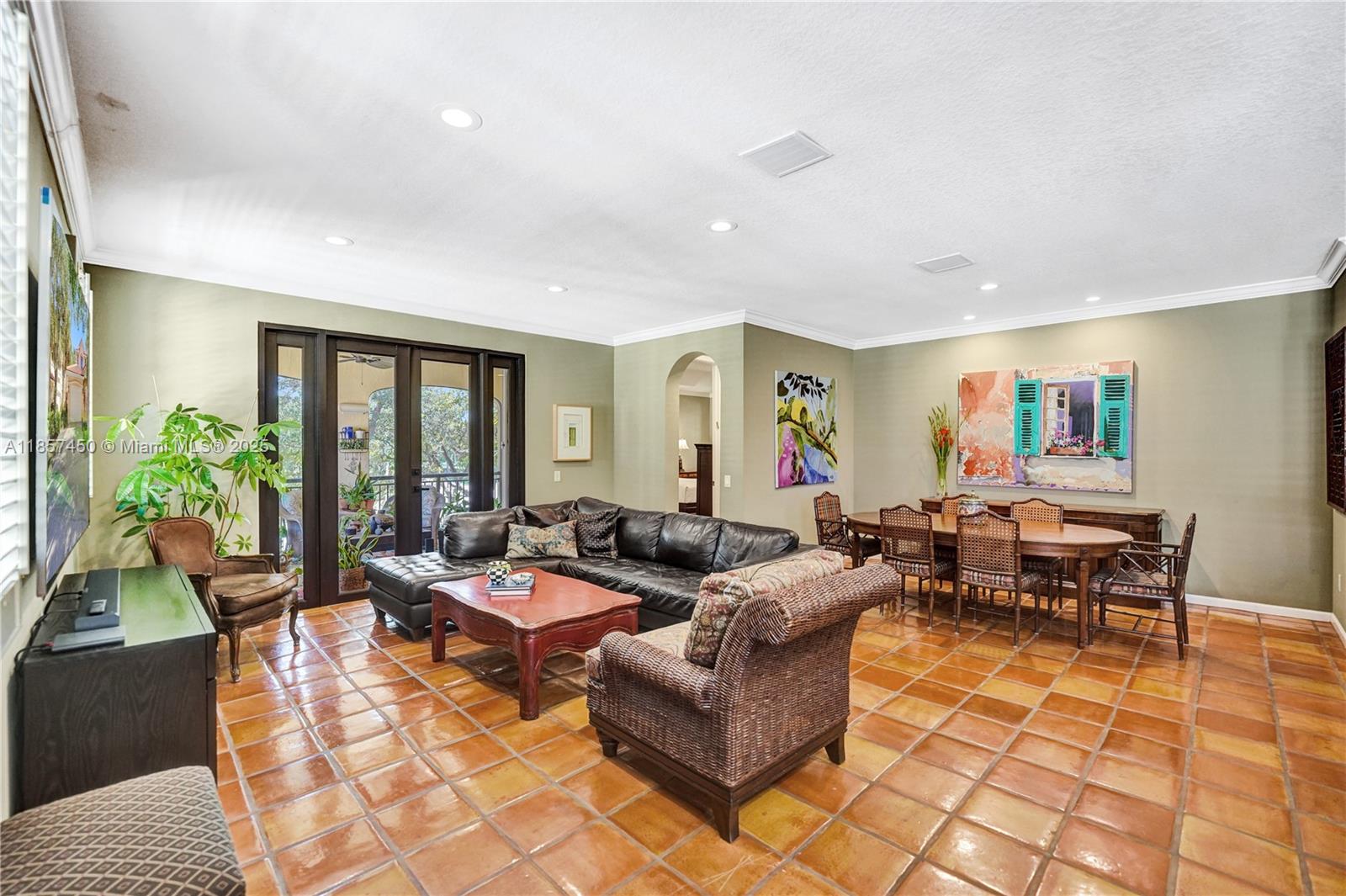 Undisclosed Address Weston, FL 33326