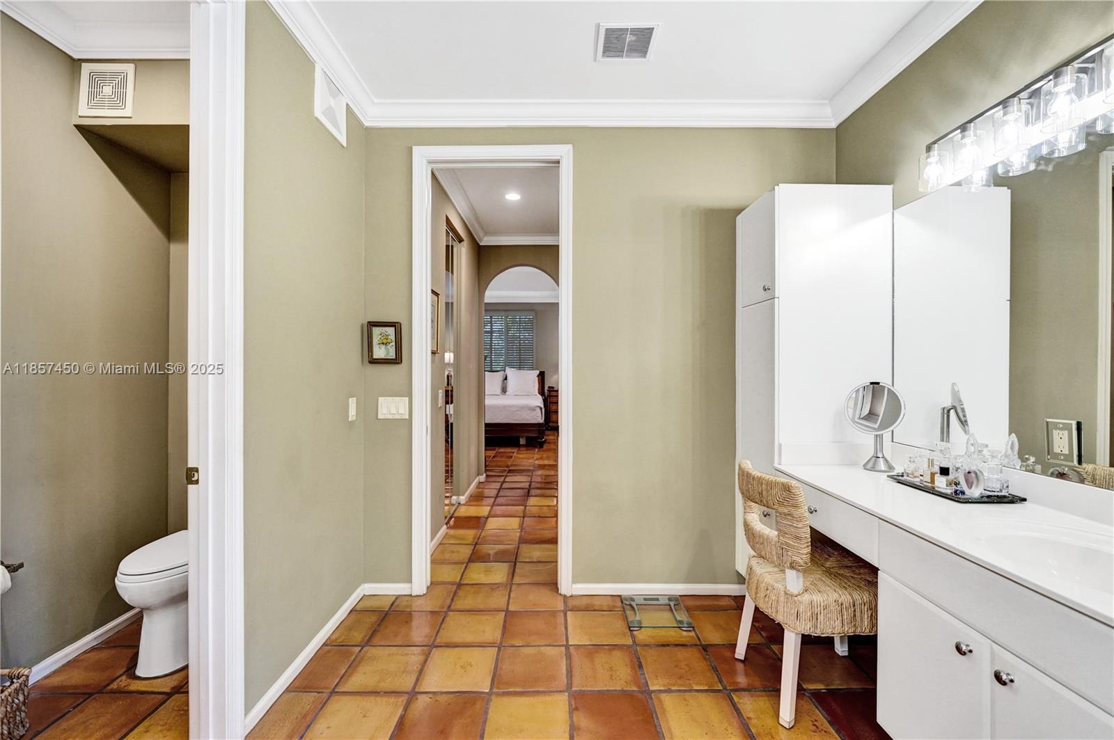 Undisclosed Address Weston, FL 33326