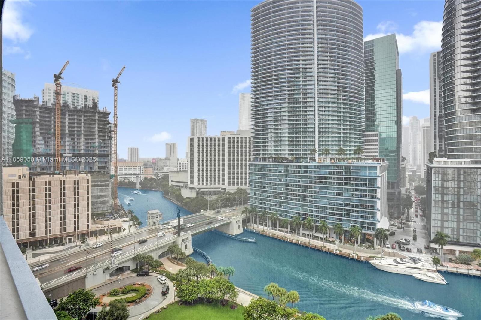 475 Brickell Ave #1714
