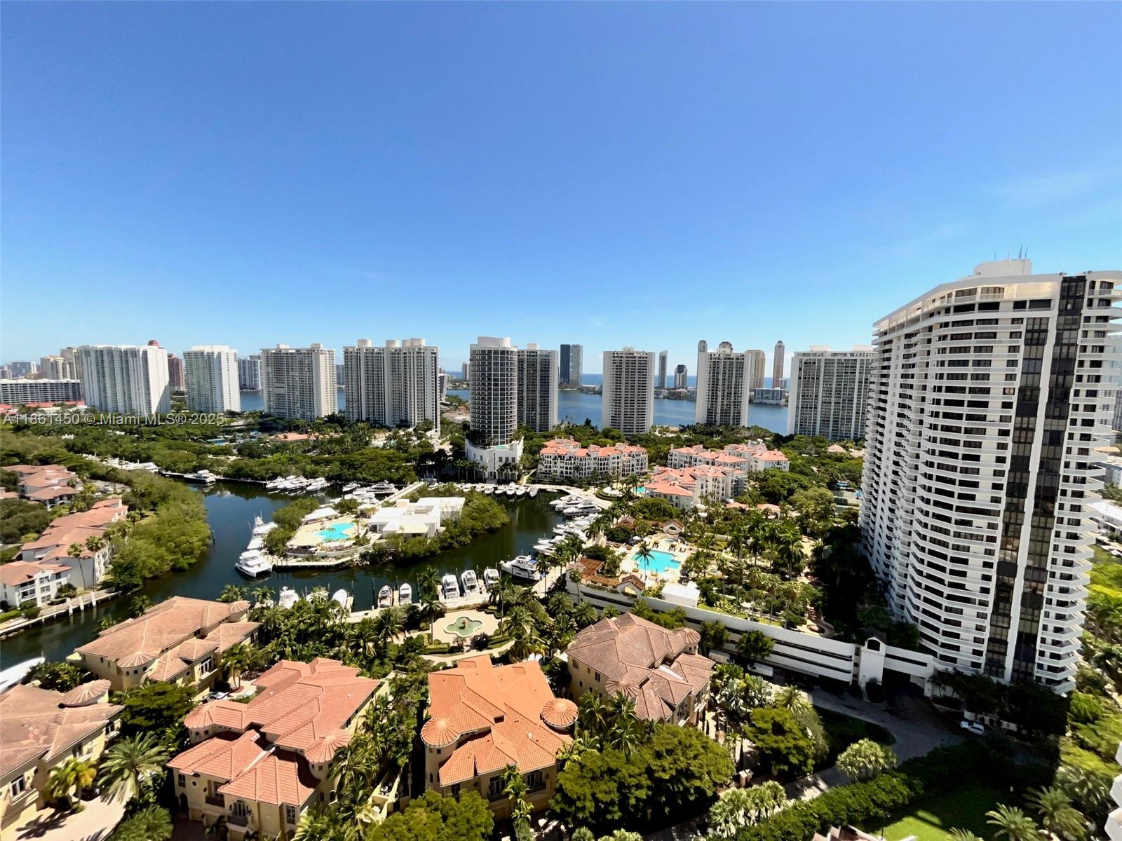 1000 W Island Blvd #2707