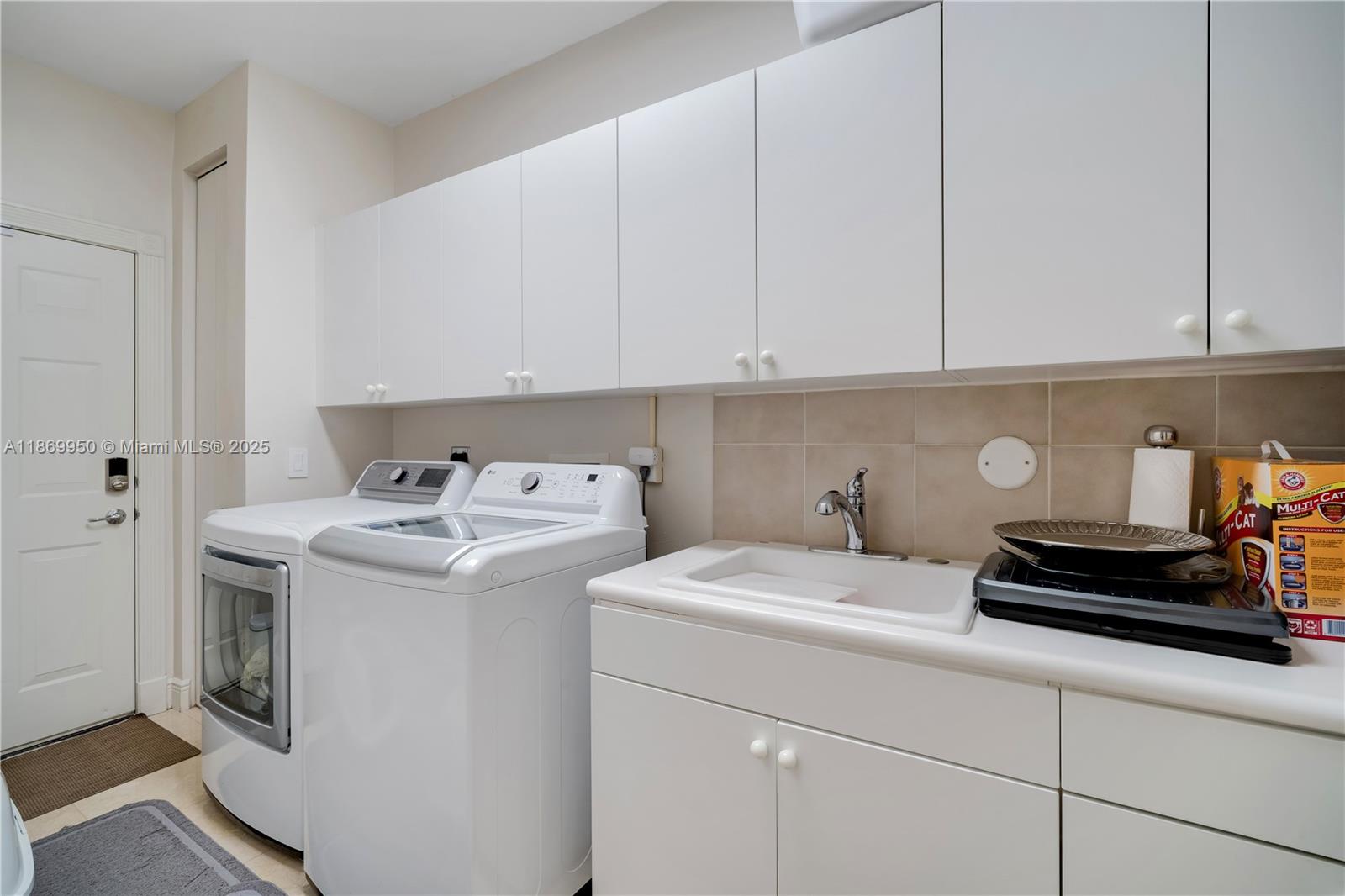 19411 NE 17th Ave Miami, FL 33179