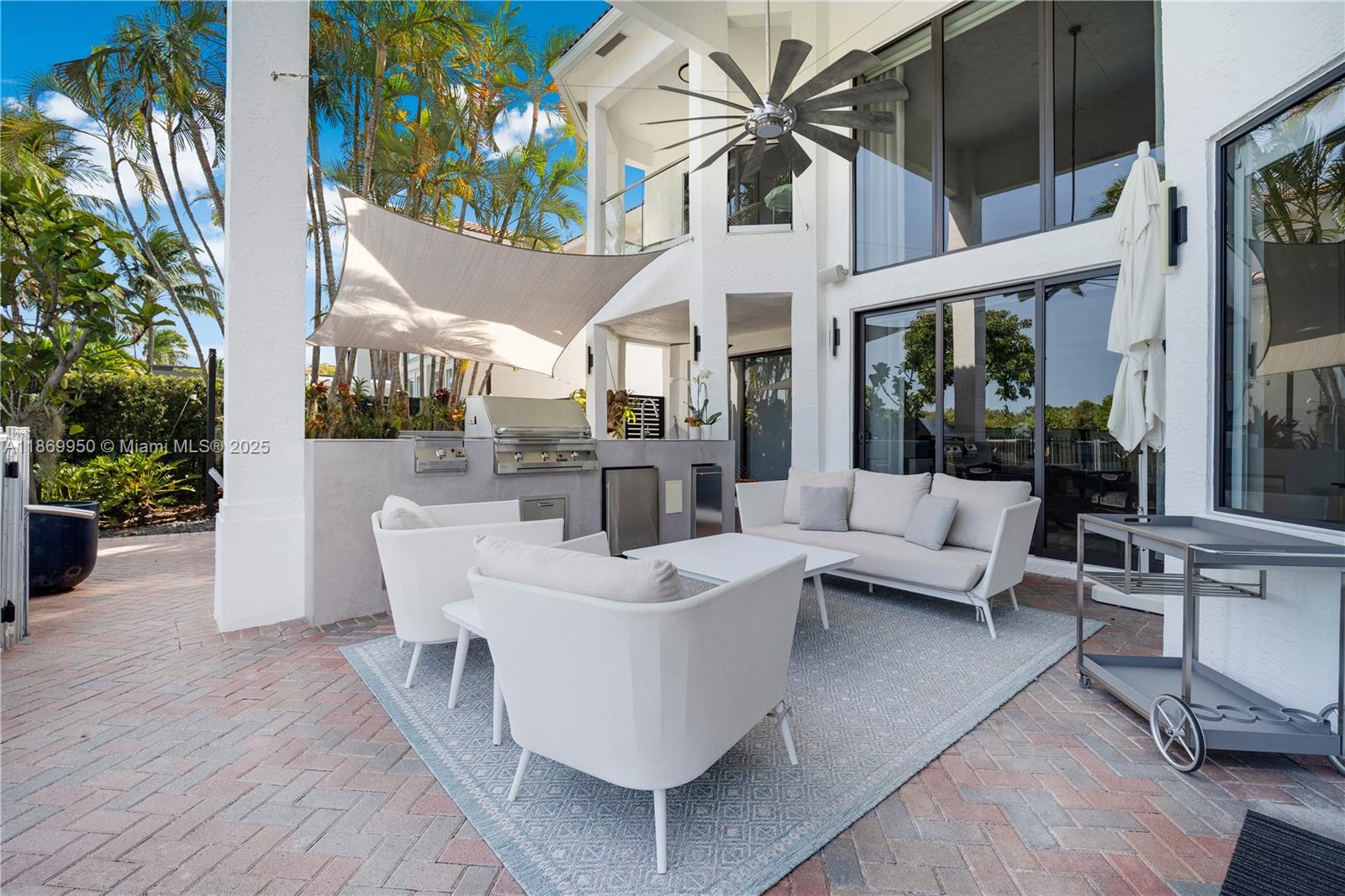 19411 NE 17th Ave Miami, FL 33179