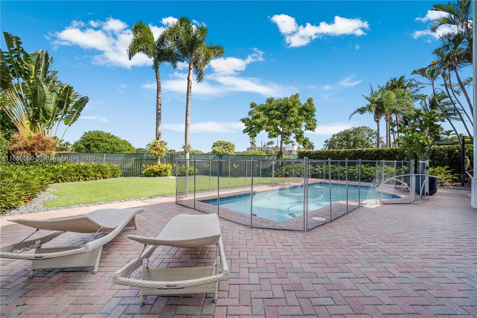 19411 NE 17th Ave Miami, FL 33179