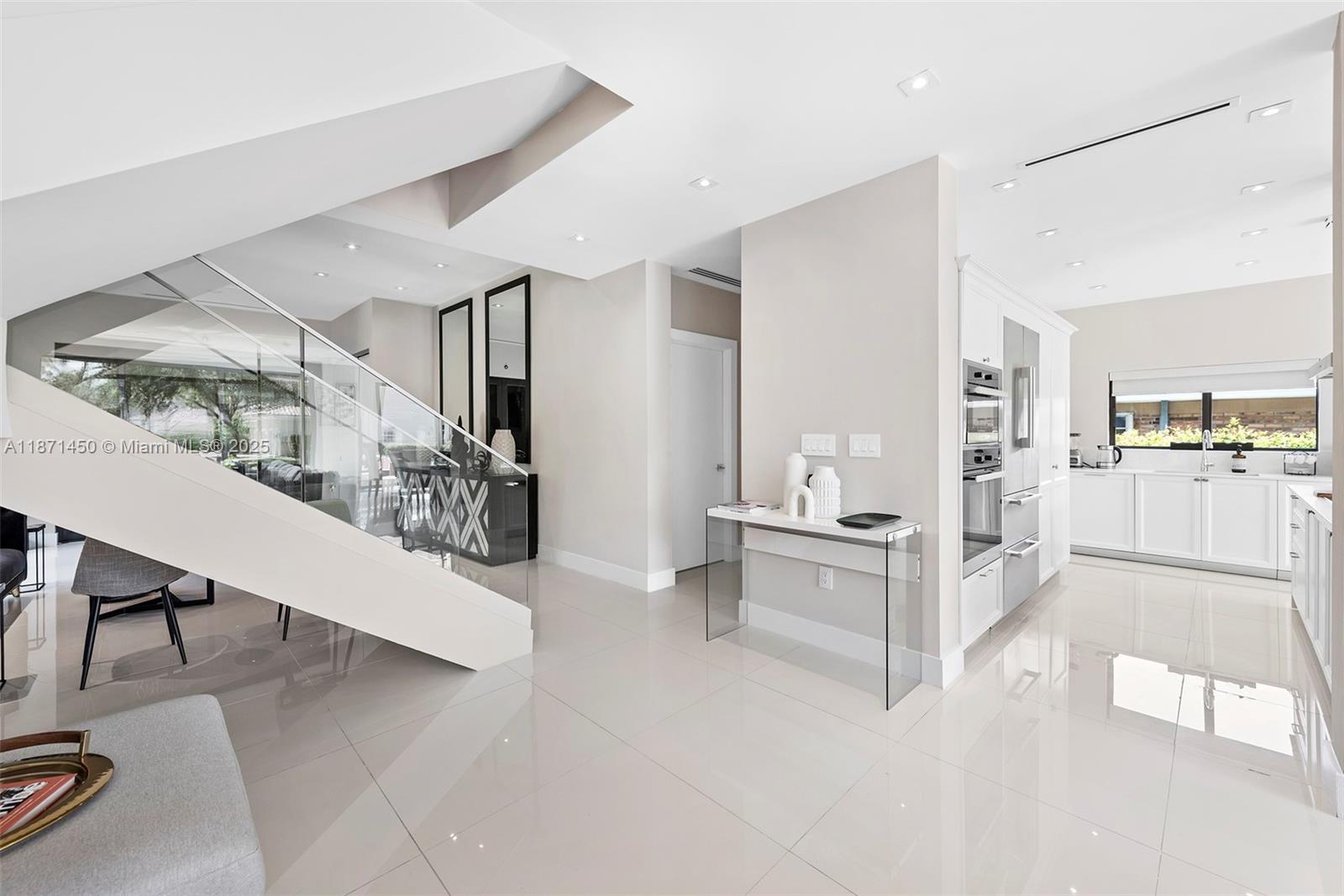 850 Washington St Hollywood, FL 33019