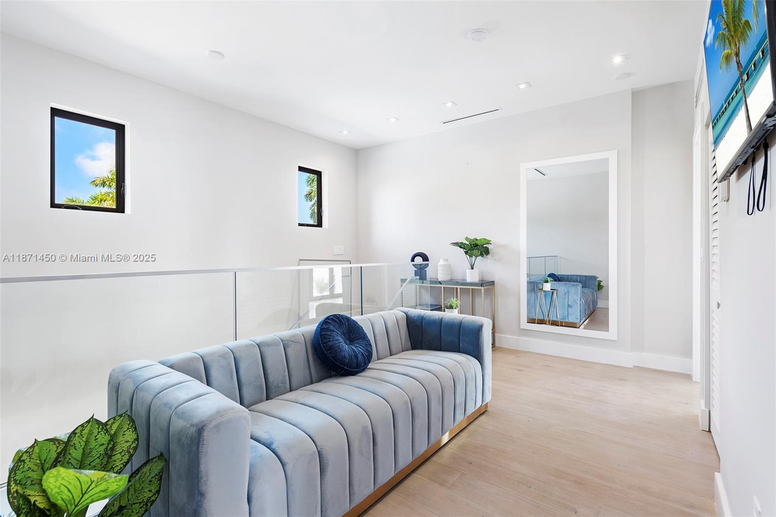 850 Washington St Hollywood, FL 33019