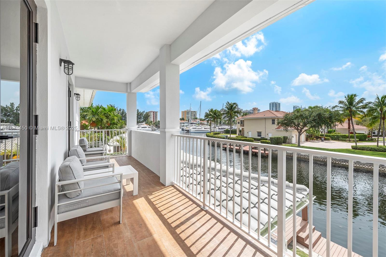 850 Washington St Hollywood, FL 33019