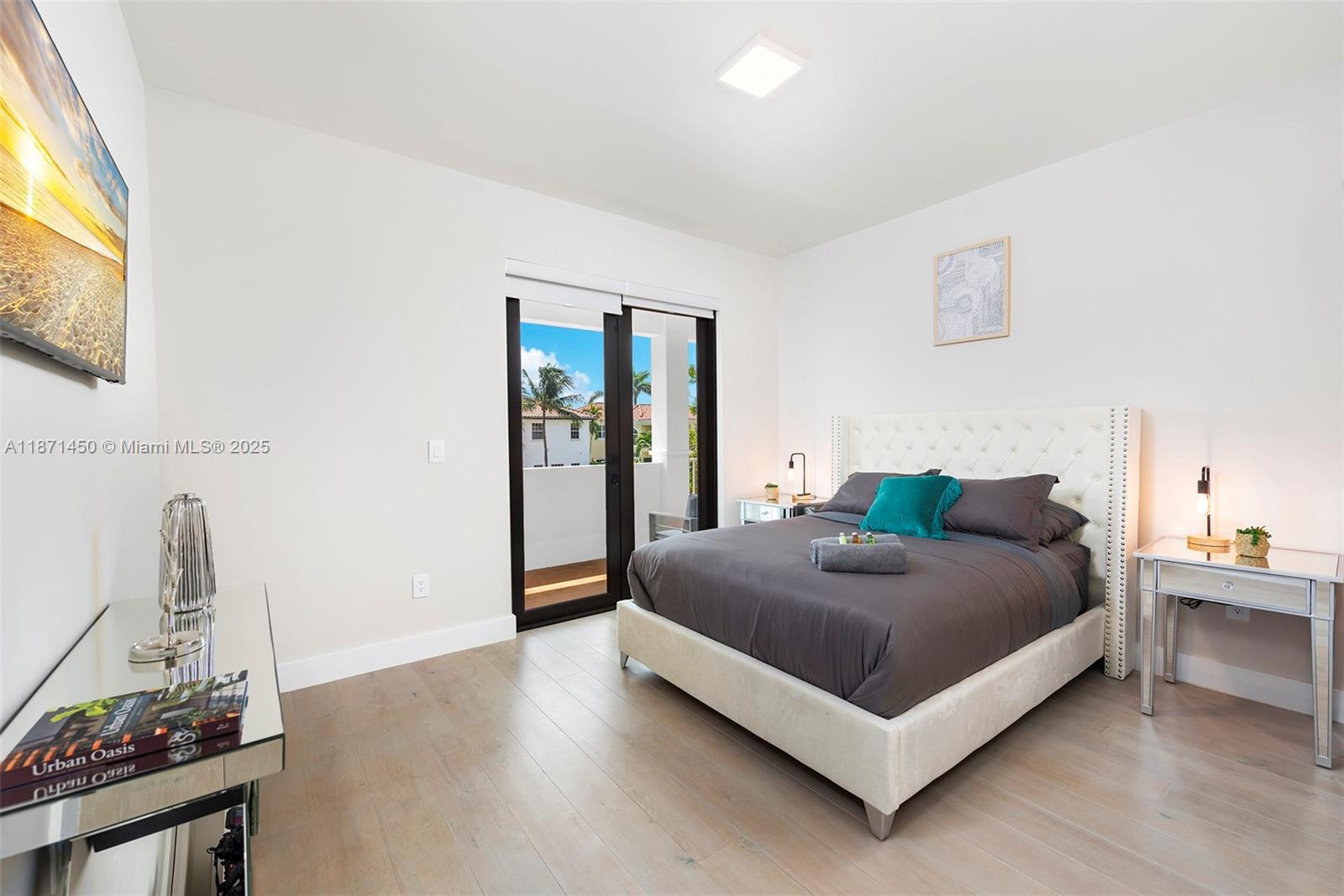 850 Washington St Hollywood, FL 33019