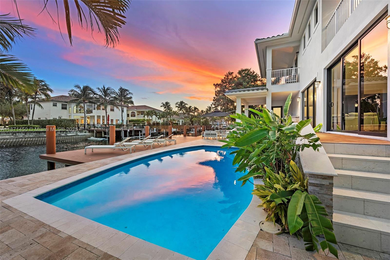 850 Washington St Hollywood, FL 33019