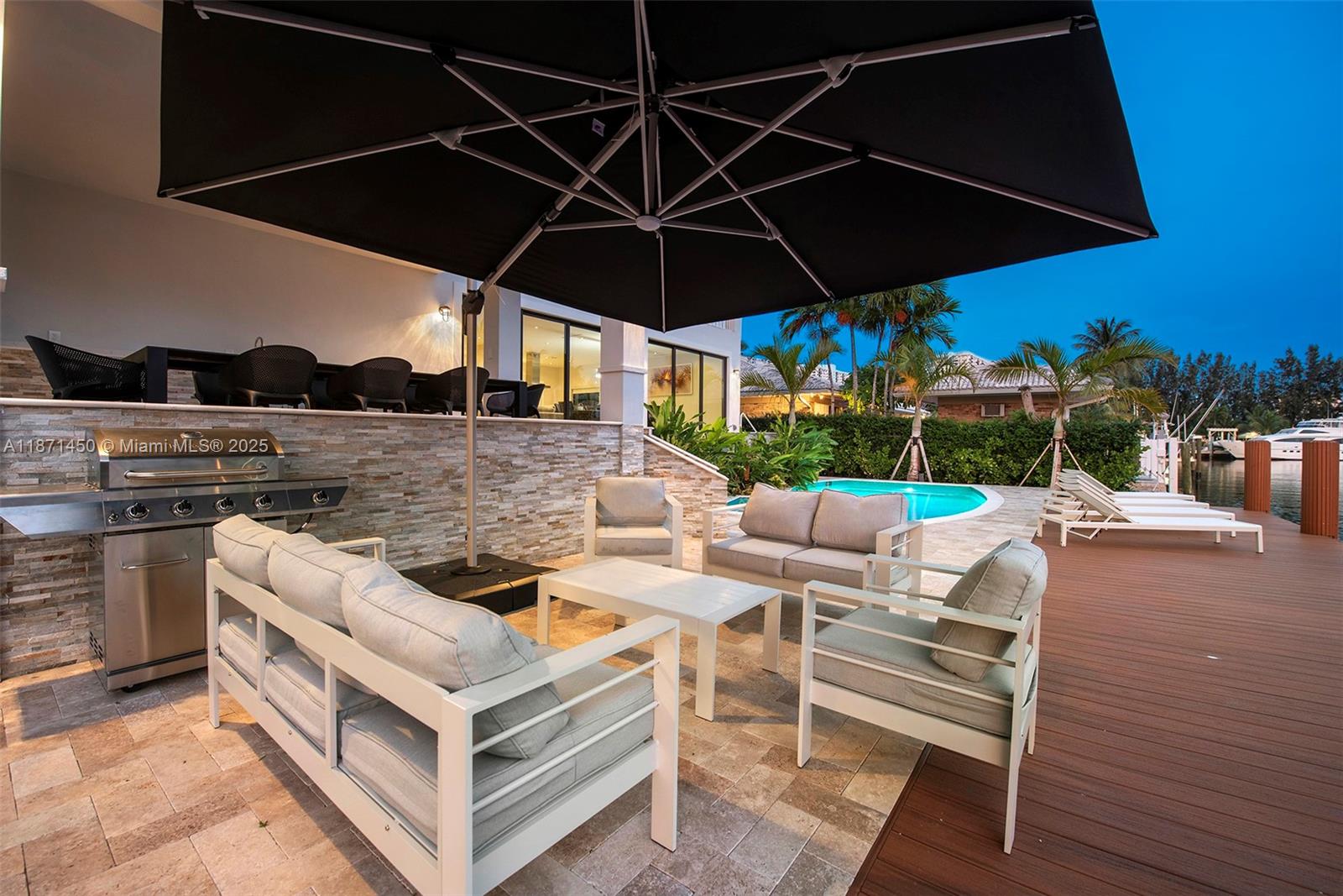 850 Washington St Hollywood, FL 33019