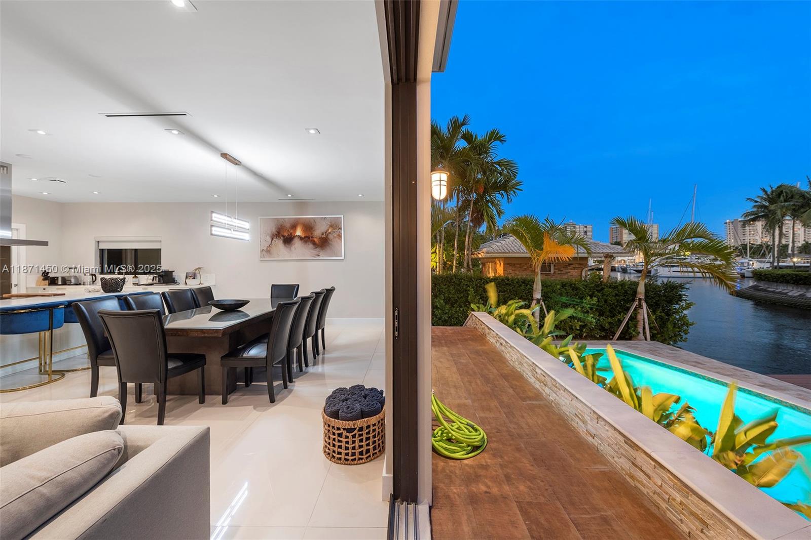 850 Washington St Hollywood, FL 33019